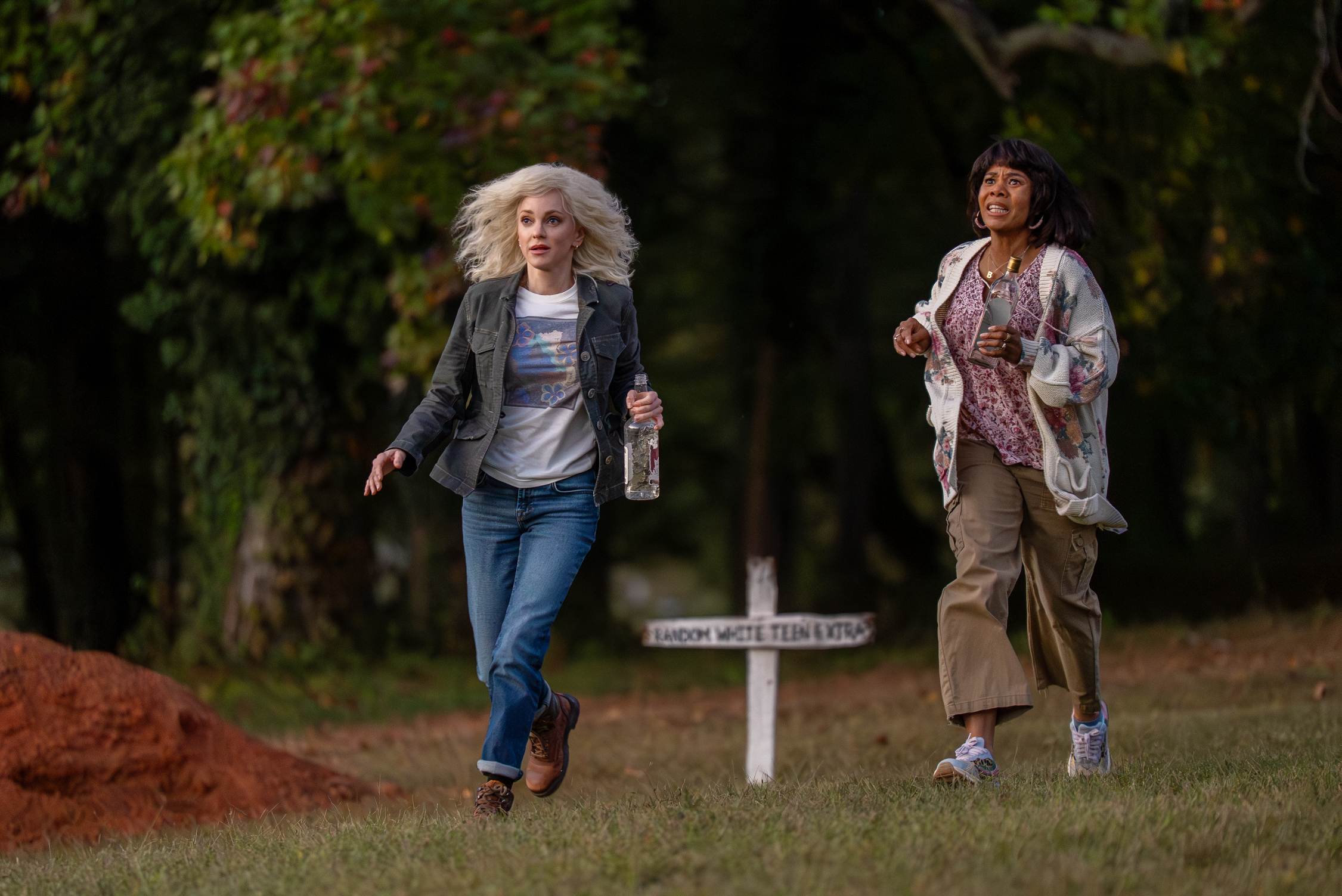 SM6 ตำนานฮารั่วหัวหลุดกลับมาแล้ว! “SCARY MOVIE ยำหนังจี้” 3 มิถุนายน 2569 ในโรงภาพยนตร์