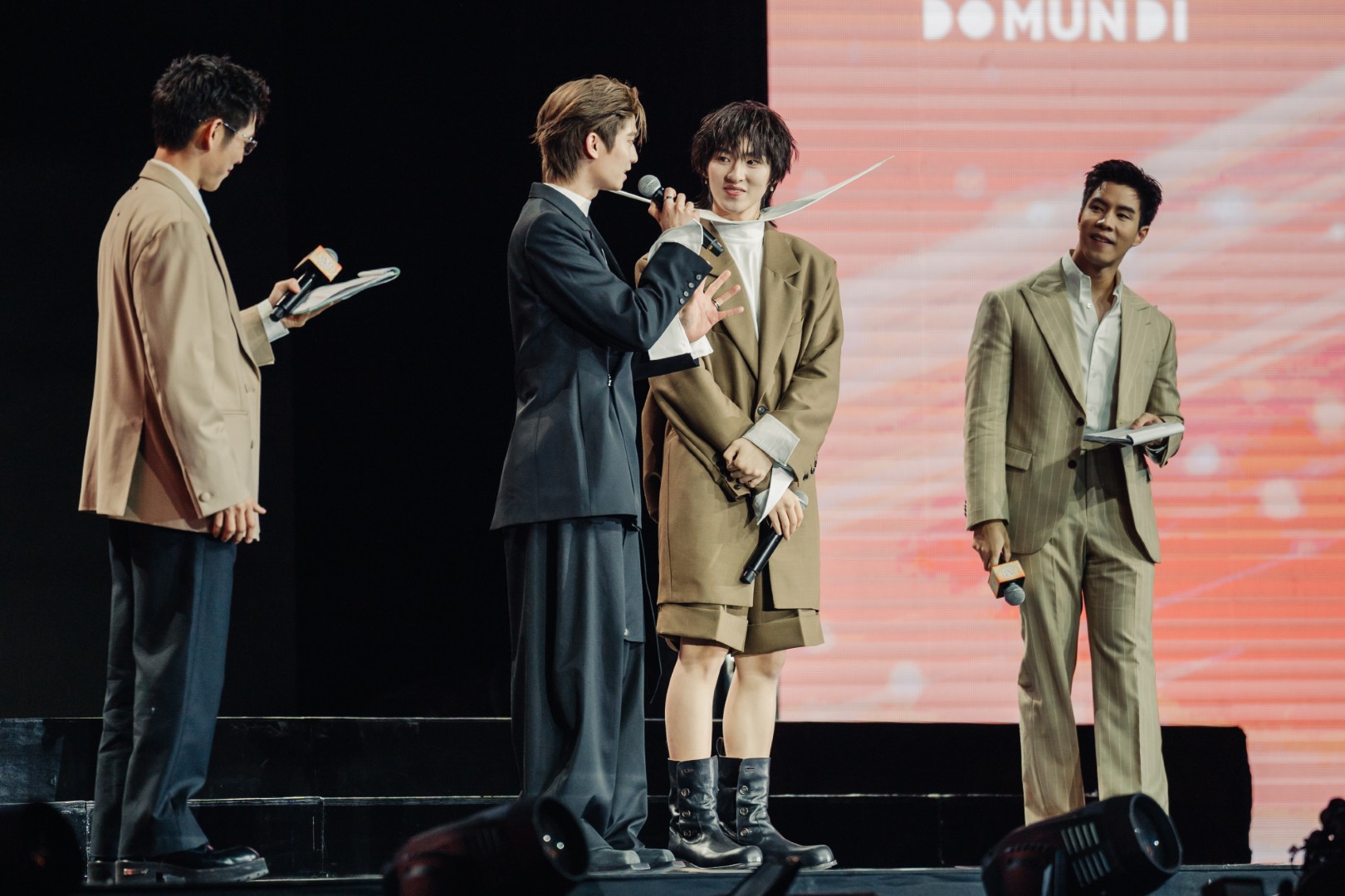 UNKNOWN LOVER เขาชื่ออันวาร์ สรุปงาน DMD LINE UP 2026: ‘ดูมันดิ’ จัดหนักเปิดตัว 23 โปรเจกต์ใหม่ ยกระดับซีรีส์วายสู่มิติระดับสากล