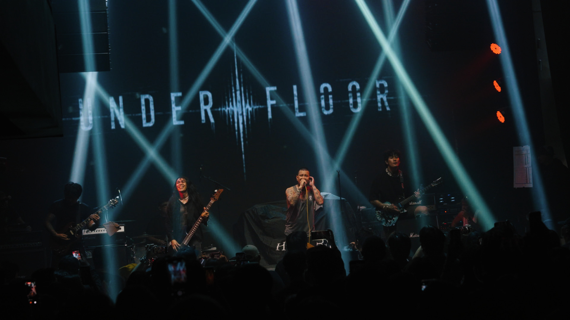 Under floor 01 เดือดจัด ประทับใจทุกนาที! คอนเสิร์ตครบรอบ 20 ปี "DO IT OR DIE" ปลุกยุคอีโมใหัคืนชีพอีกครั้งในค่ำคืนสุดมันส์เกินบรรยาย