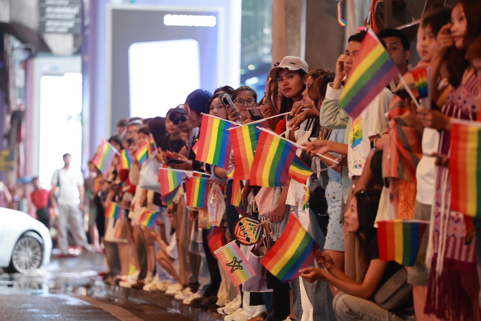ภาพบรรยากาศ 11 0 รวมพลัง LGBTQIAN+ กว่า 5 แสนคน “นฤมิตไพรด์” ฉลอง Pride Monthในงาน “Bangkok Pride Festival 2026”