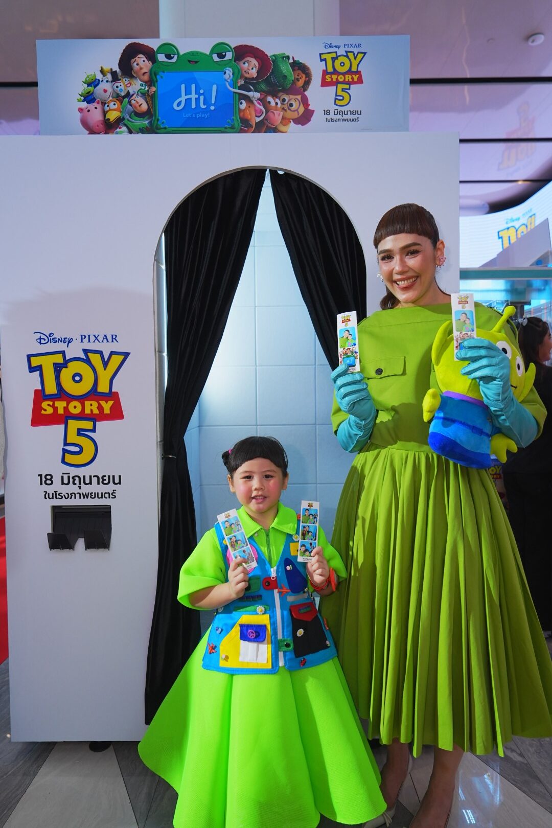 ภาพบรรยากาศงาน Thailand Gala Premiere ภาพยนตร์แอนิเมชันภาคต่อที่ทั่วโลกรอคอย Disney and Pixar s Toy Story 5 16 rotated Toy Story 5 จัดงาน Thailand Gala Premiere สุดยิ่งใหญ่