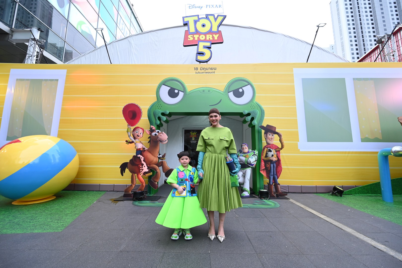 ภาพบรรยากาศงาน Thailand Gala Premiere ภาพยนตร์แอนิเมชันภาคต่อที่ทั่วโลกรอคอย Disney and Pixar s Toy Story 5 20 Toy Story 5 จัดงาน Thailand Gala Premiere สุดยิ่งใหญ่