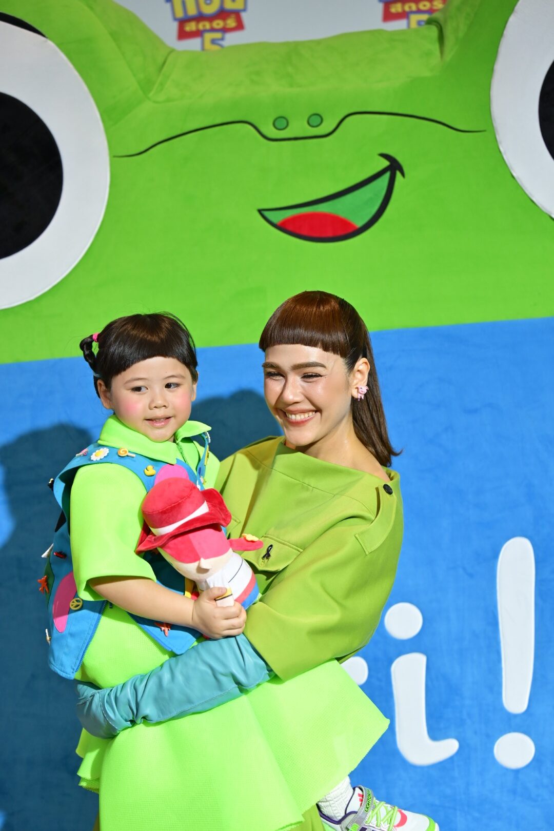 ภาพบรรยากาศงาน Thailand Gala Premiere ภาพยนตร์แอนิเมชันภาคต่อที่ทั่วโลกรอคอย Disney and Pixar s Toy Story 5 4 rotated Toy Story 5 จัดงาน Thailand Gala Premiere สุดยิ่งใหญ่