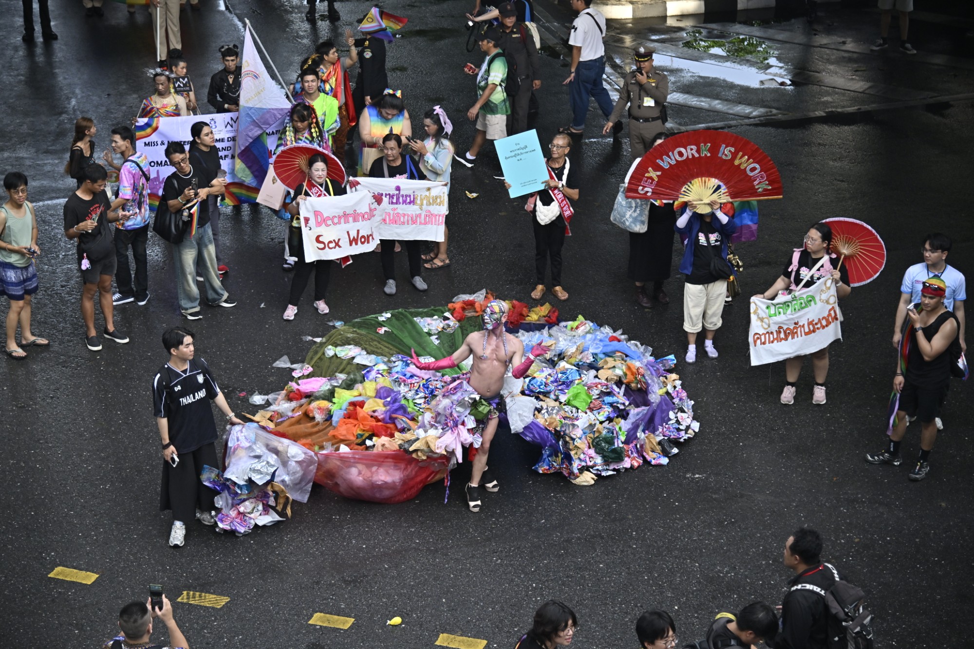 ภาพประกอบข่าว 23 รวมพลัง LGBTQIAN+ กว่า 5 แสนคน “นฤมิตไพรด์” ฉลอง Pride Monthในงาน “Bangkok Pride Festival 2026”