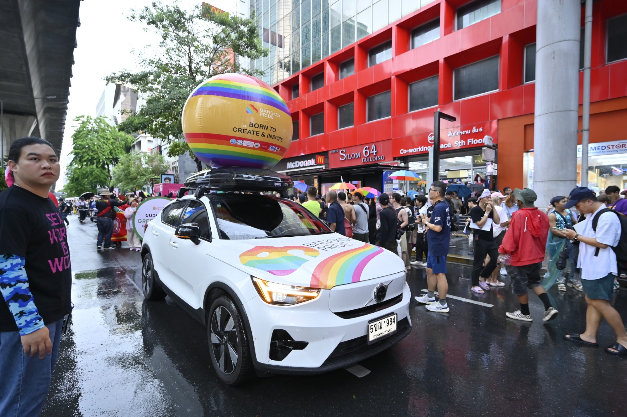 ภาพประกอบข่าว 48 รวมพลัง LGBTQIAN+ กว่า 5 แสนคน “นฤมิตไพรด์” ฉลอง Pride Monthในงาน “Bangkok Pride Festival 2026”