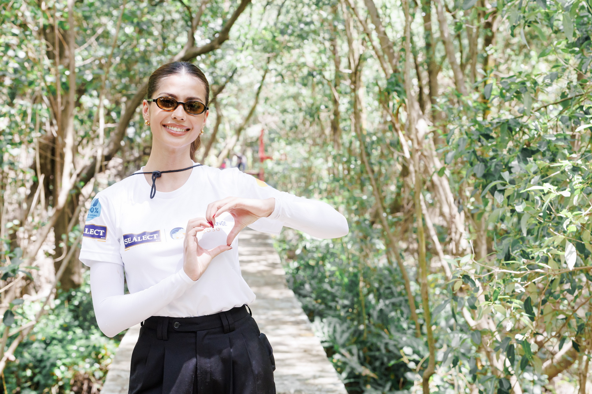 แอนโทเนีย 2 0 ซีเล็ค นำทัพ “แอนโทเนีย และอินฟลูฯ“ ร่วมกิจกรรมเก็บขยะทะเล เดินหน้าภารกิจ SeaChange®