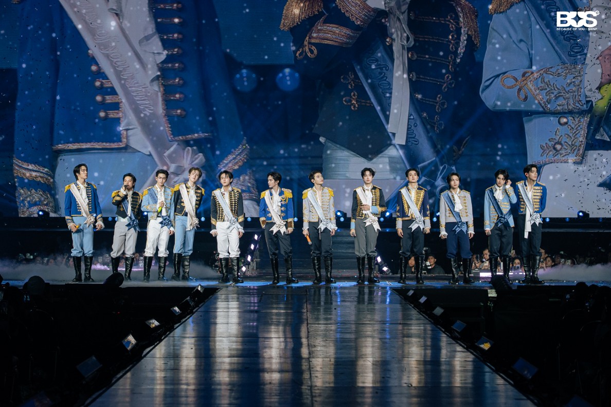 10 Artboard 1 1 ประมวลภาพคอนเสิร์ตใหญ่ BUS หนุ่ม ๆ ได้พิสูจน์ให้เห็นถึงการเติบโตไปอีกก้าวในฐานะศิลปิน