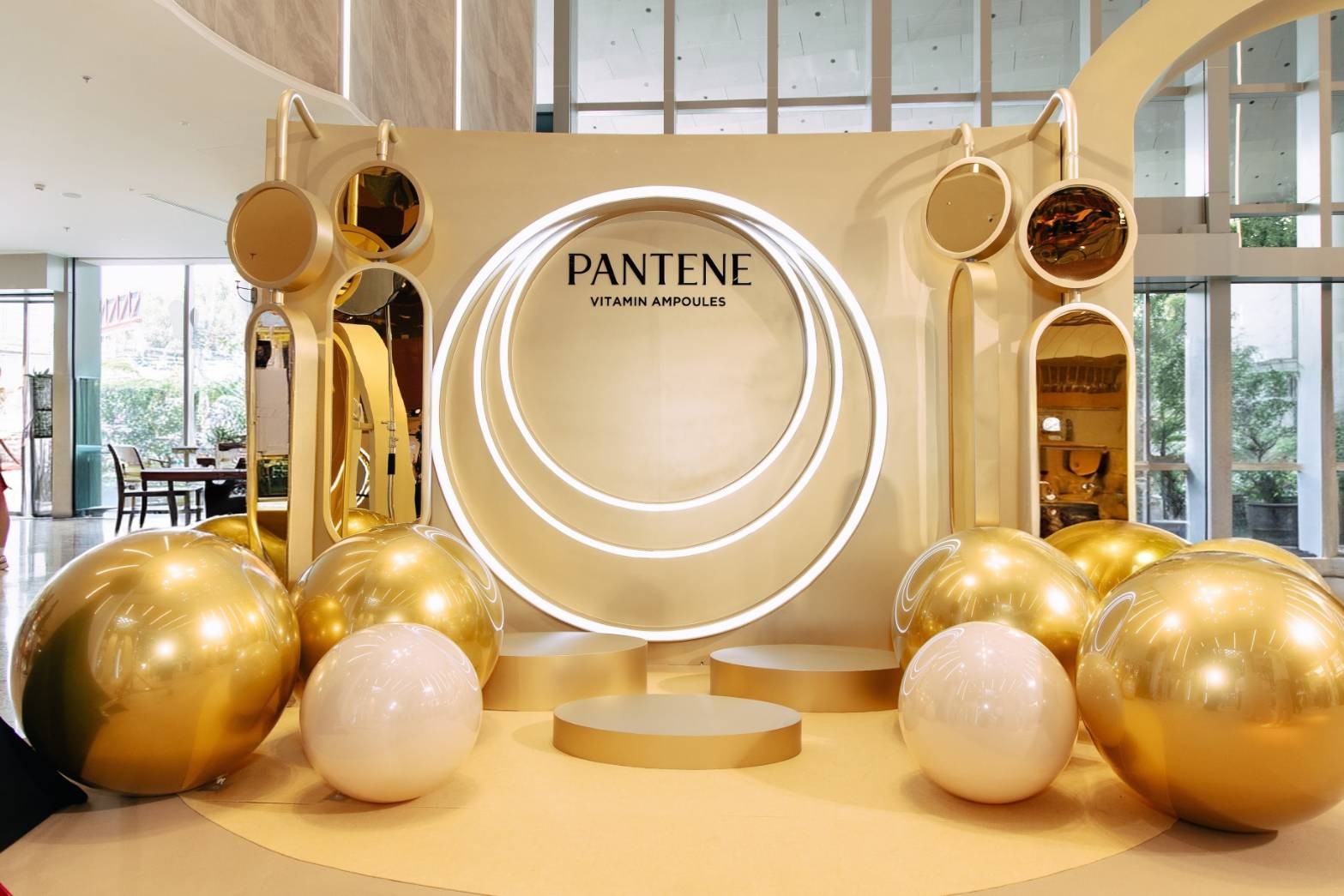 1159990 0 “PiXXiE” และ “นัทฮง” ร่วมสัมผัสนวัตกรรมทรีทเม้นท์ใหม่ “Pantene Miracles Vitamin Ampoule” คลิ๊กปุ๊บ ผมกลอสปั๊ป!