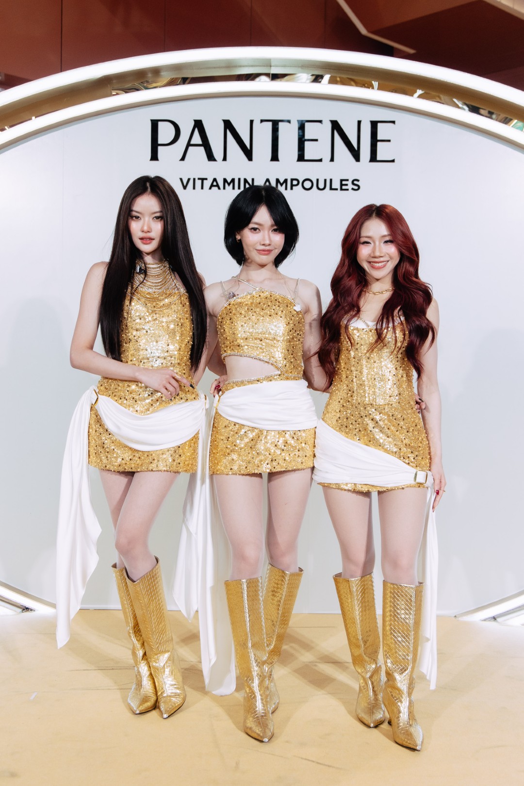 1159997 0 “PiXXiE” และ “นัทฮง” ร่วมสัมผัสนวัตกรรมทรีทเม้นท์ใหม่ “Pantene Miracles Vitamin Ampoule” คลิ๊กปุ๊บ ผมกลอสปั๊ป!