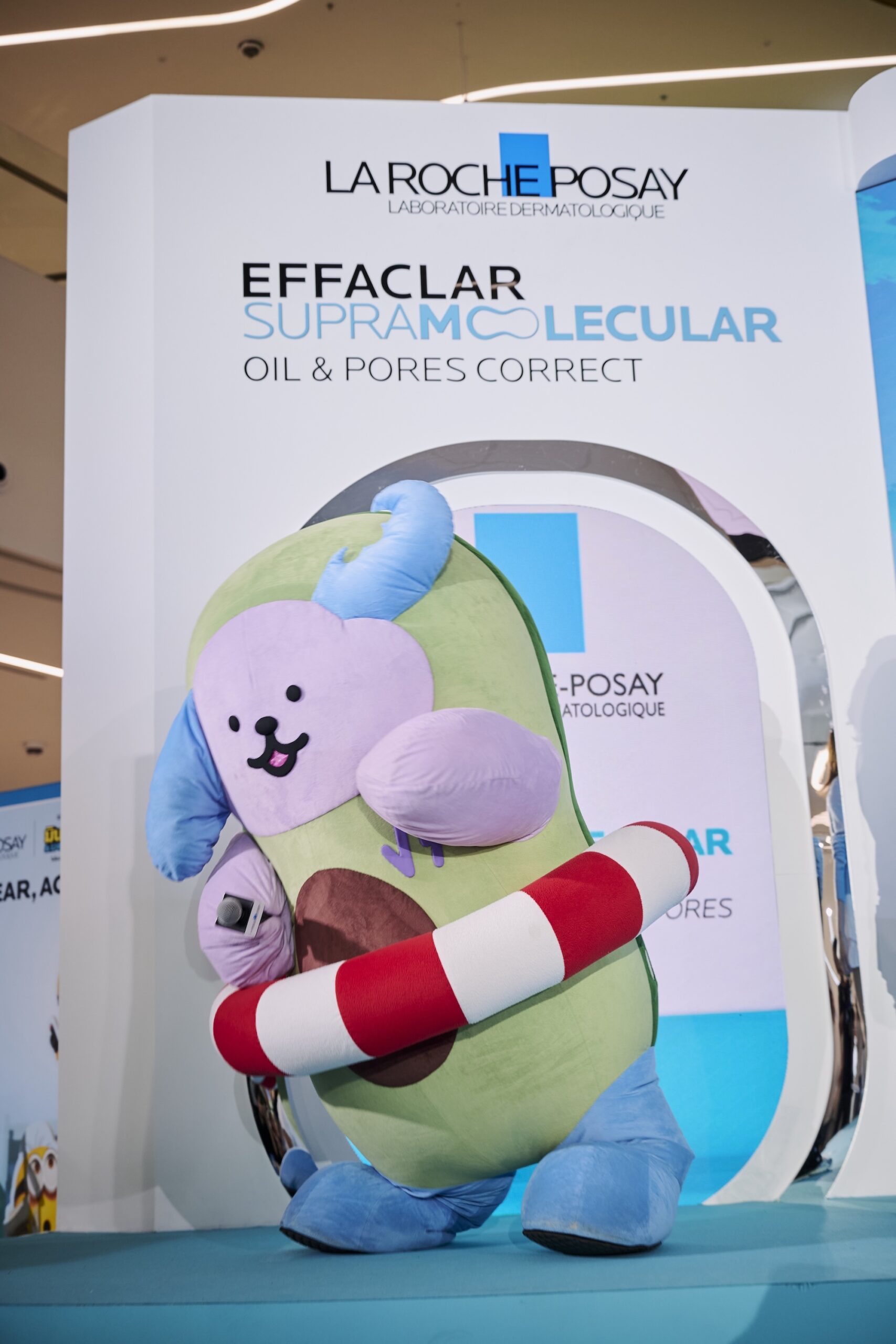 นานิ-ซี พร้อม Avocean นัทฮง และ แอลม่อนโปรเกรส ส่งความฟินในอีเวนต์ La Roche-Posay เปิดตัว "Effaclar Supramolecular Oil & Pores Correct" 20 Avocean 01 scaled นานิ-ซี พร้อม Avocean นัทฮง และ แอลม่อนโปรเกรส ส่งความฟินในอีเวนต์ La Roche-Posay เปิดตัว "Effaclar Supramolecular Oil & Pores Correct"