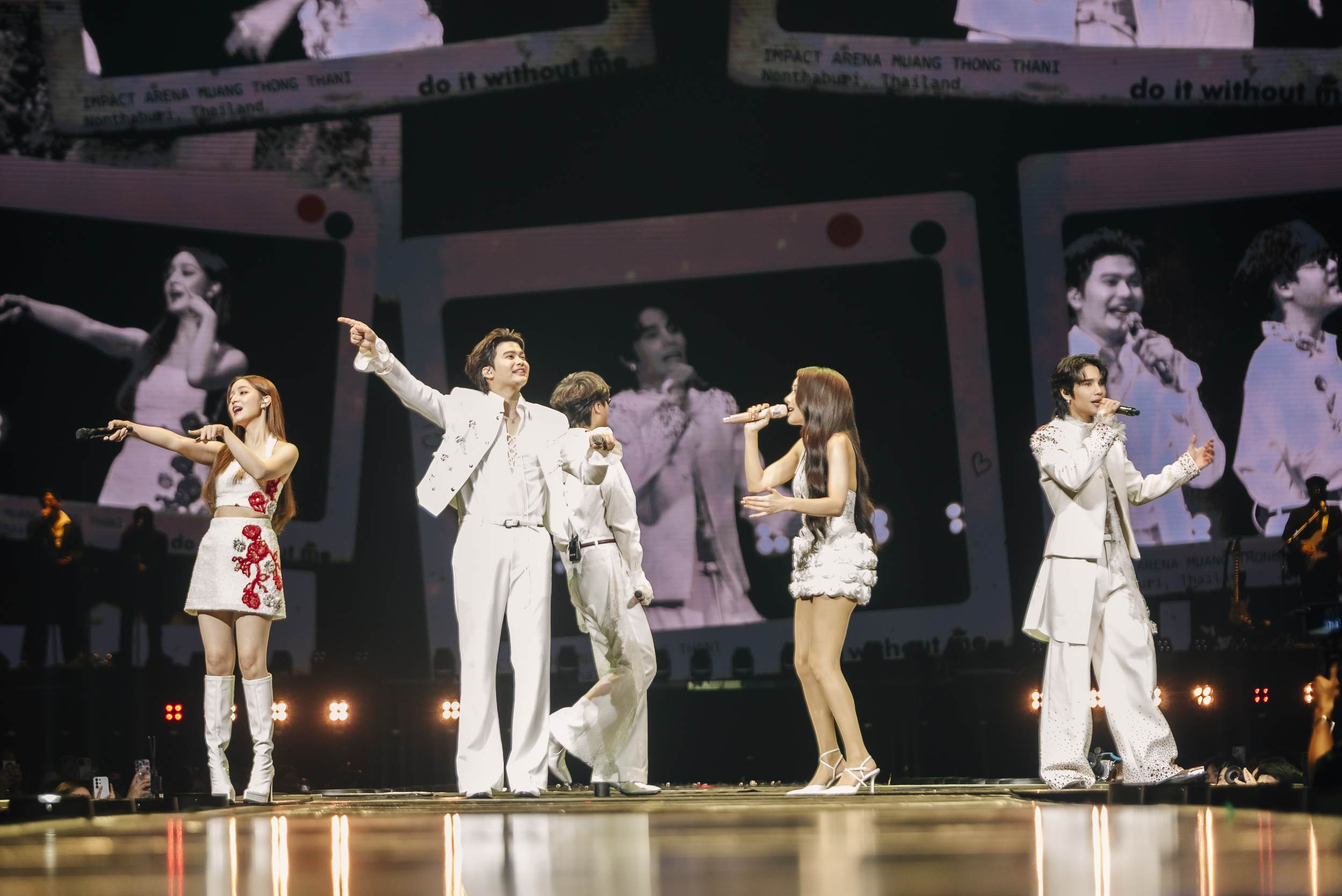 CLUB 30 CONCERT 32 1 ประมวลบรรยากาศ CLUB 30 CONCERT คอนเสิร์ตแห่งประวัติศาสตร์ ที่สุดแห่งปี 2026 กับ 5 ศิลปินเพื่อนรักวัยสามสิบ