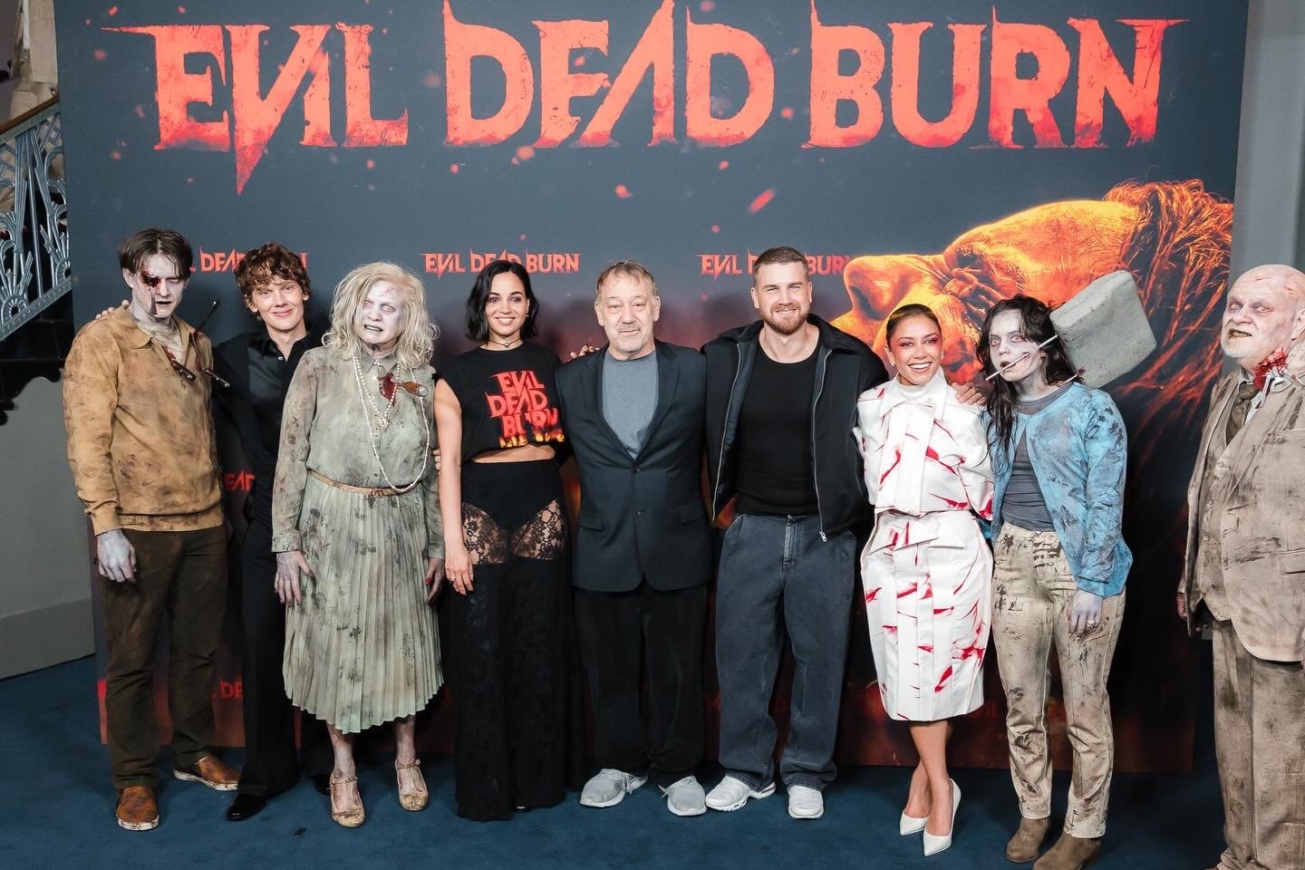 EVIL DEAD BURN 15 เจาะลึกเบื้องหลังความสยองขวัญระดับตำนานใน "EVIL DEAD BURN ผีอมตะแผดเผา"