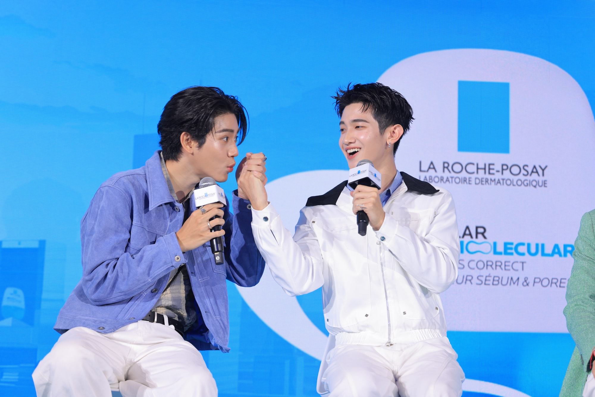 นานิ-ซี พร้อม Avocean นัทฮง และ แอลม่อนโปรเกรส ส่งความฟินในอีเวนต์ La Roche-Posay เปิดตัว "Effaclar Supramolecular Oil & Pores Correct" 14 La Roche Posay 5 นานิ-ซี พร้อม Avocean นัทฮง และ แอลม่อนโปรเกรส ส่งความฟินในอีเวนต์ La Roche-Posay เปิดตัว "Effaclar Supramolecular Oil & Pores Correct"
