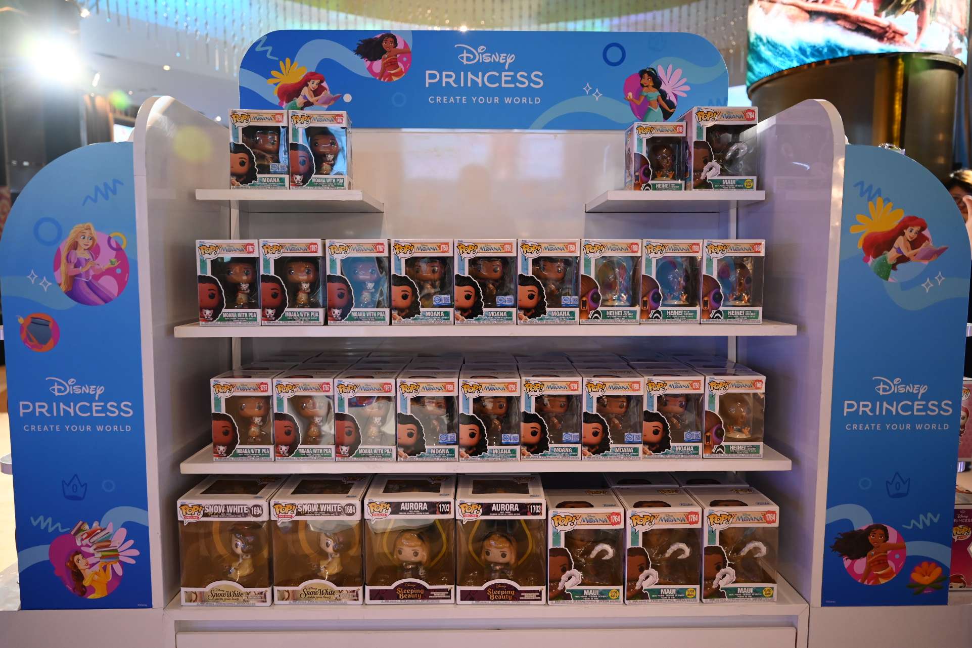 PhotoPictureResizerDisneys Moana Thailand Gala Premiere 6 พาทัวร์งานเปิดตัว “Disney's Moana โมอาน่า” เนรมิตพารากอนเป็นเกาะโมทูนุย “ญาญ่า” นำทีมชวนแฟน ๆ ออกเรือ 9 ก.ค. นี้ 