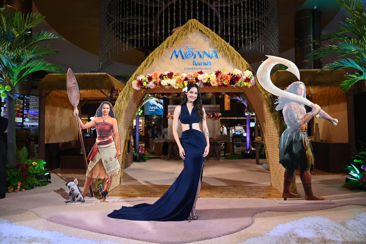 PhotoPictureResizerDisneys Moana Thailand Gala Premiere 7 พาทัวร์งานเปิดตัว “Disney's Moana โมอาน่า” เนรมิตพารากอนเป็นเกาะโมทูนุย “ญาญ่า” นำทีมชวนแฟน ๆ ออกเรือ 9 ก.ค. นี้ 