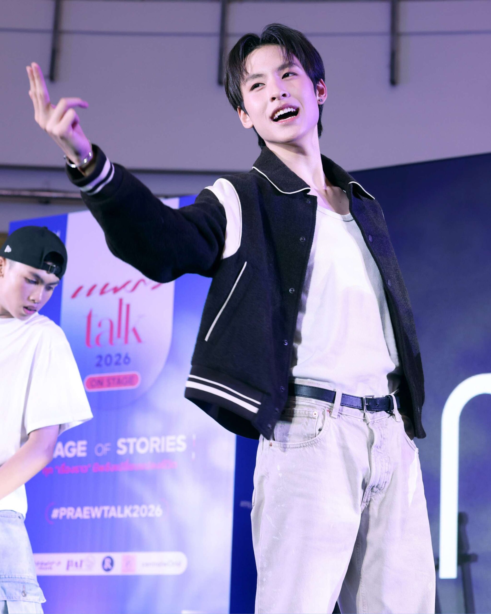 PraewTalk2026 On Stage 33 scaled รวมข้อคิดเปลี่ยนชีวิตจากเหล่าคนดัง: เพราะทุกเรื่องราว มีพลังสร้างแรงบันดาลใจจากเวทีทอล์ก "Praew Talk 2026" ที่จัดขึ้นภายใต้แนวคิด “ทุกเรื่องราว มีพลังเปลี่ยนแปลงชีวิต”  