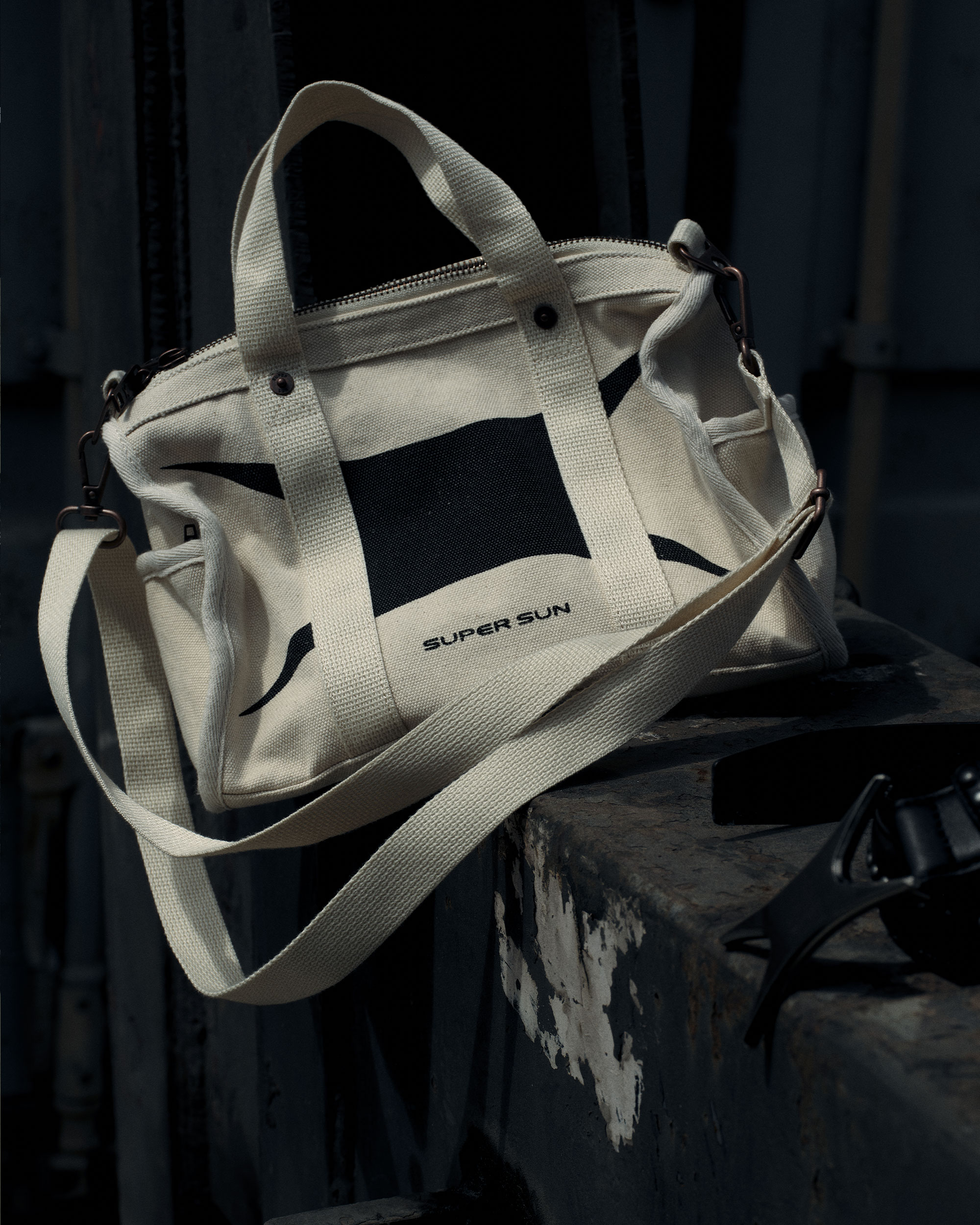 ซี พฤกษ์’ ลุยพาร์ทธุรกิจ เตรียมเปิด POP-UP STORE ‘SUPER SUN’ ครั้งแรกในไทย 6 product 1 ซี พฤกษ์’ ลุยพาร์ทธุรกิจ เตรียมเปิด POP-UP STORE ‘SUPER SUN’ ครั้งแรกในไทย