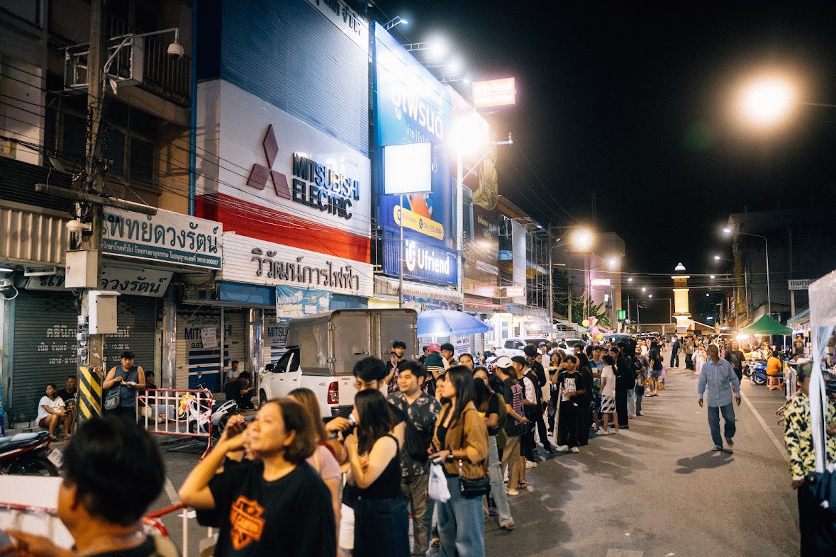 เเฟนมีต เล็ก 15 บันทึกความทรงจำ "เล็ก รัชเมศฐ์" กับแฟนมีตสุดอบอุ่นที่บ้านเกิด ปิดฉากอัลบั้มแรกอย่างสวยงาม