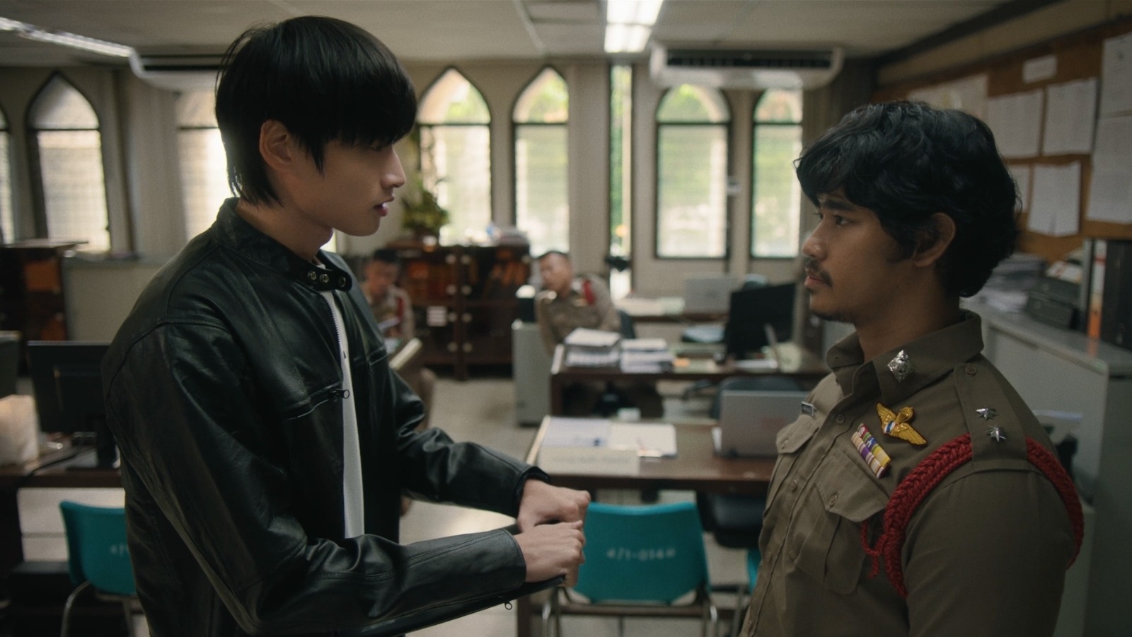 10 “บอส-ตงตง” แท็กทีม “เต้ย-ภูมิ” ชวนแฟน ๆ ร่วมไขคดีเพลิงไหม้ปริศนาใน WeTV Original “NOUR The Series” (นูร์)