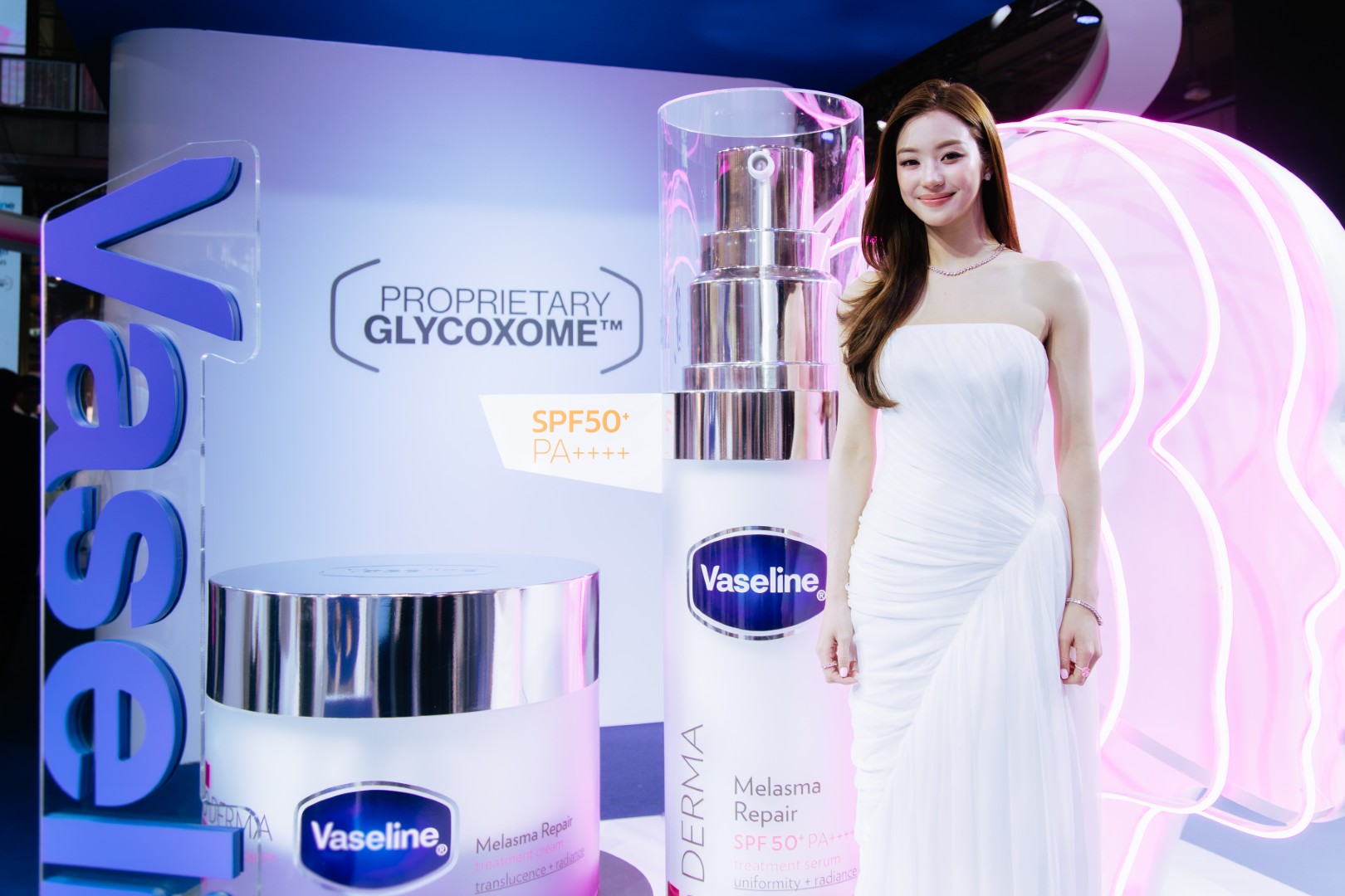 1172687 0 “หมิว-ณัชชา” ขึ้นแท่น VASELINE® THAILAND PRESENTER ร่วมเปิดตัว VASELINE® PRO DERMA MELASMA REPAIR