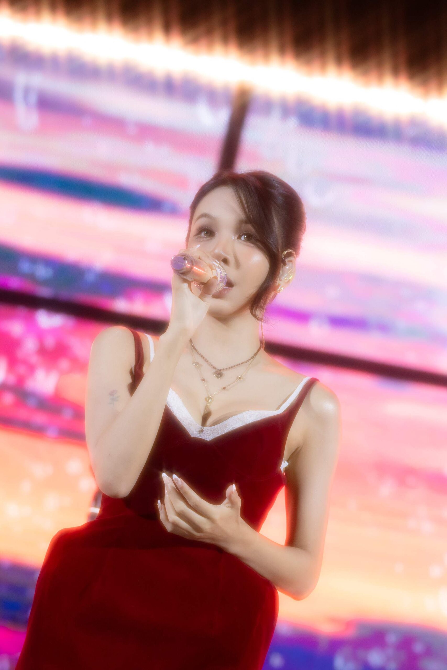 1786019970788 scaled “โบกี้ไลอ้อน - ว่านวันวาน” พ่นไฟสนั่นฮอลล์ ซึ้งน้ำตาแตกใน COVER NIGHT LIVE : MOONLIGHT LOUNGE