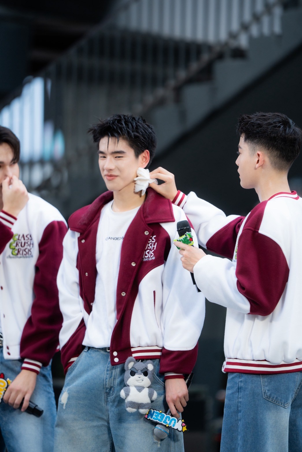 1787593454861 สยามดิสคัฟเวอรี่แทบแตก !! “CLASS CRUSH CRISIS” แท็กทีมโชว์ Busking#2 ยกก๊วนมาปล่อยพลังสดใสเต็มพิกัด! ก่อนนับถอยหลังสู่ FINAL EPISODE