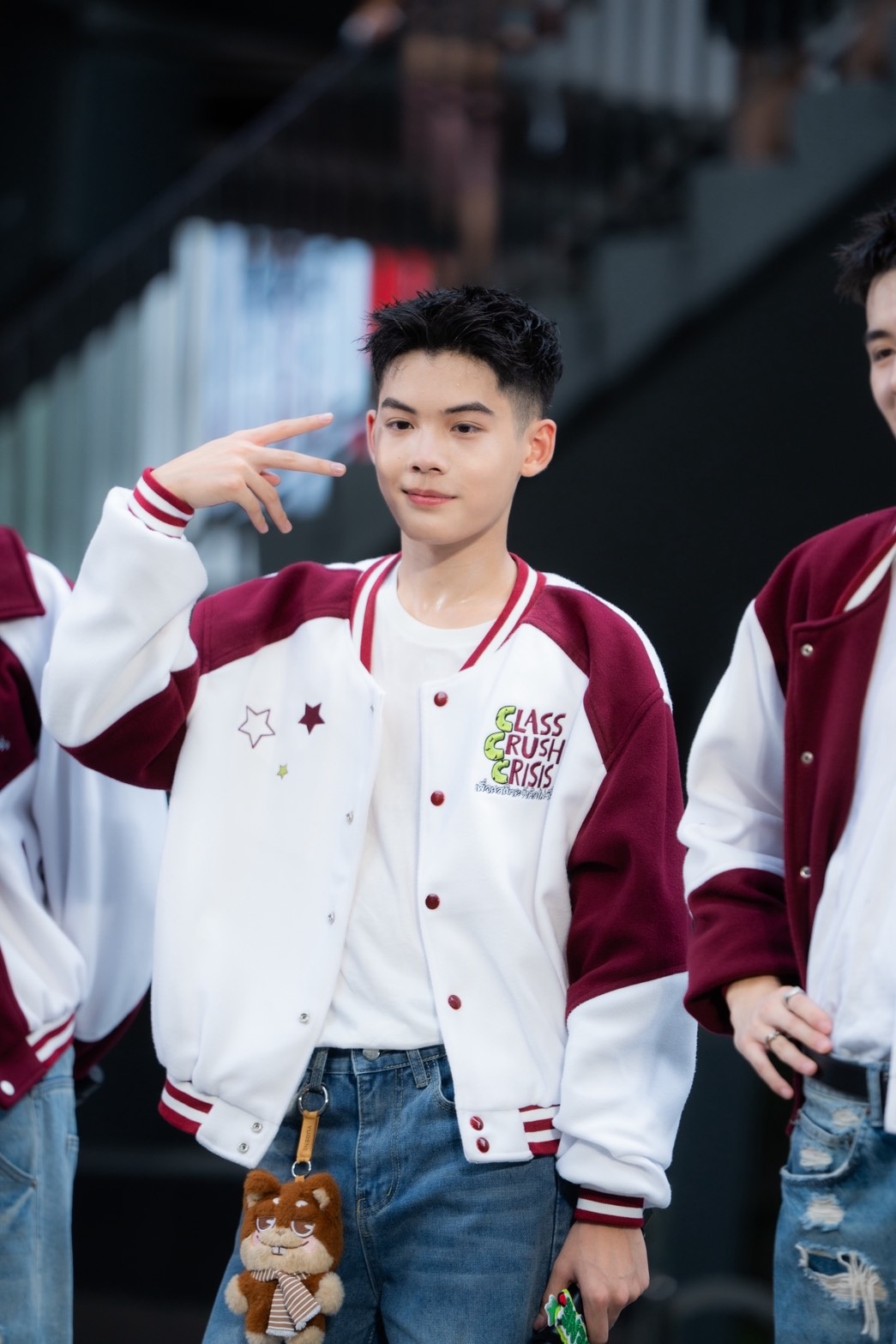 1787593460448 สยามดิสคัฟเวอรี่แทบแตก !! “CLASS CRUSH CRISIS” แท็กทีมโชว์ Busking#2 ยกก๊วนมาปล่อยพลังสดใสเต็มพิกัด! ก่อนนับถอยหลังสู่ FINAL EPISODE