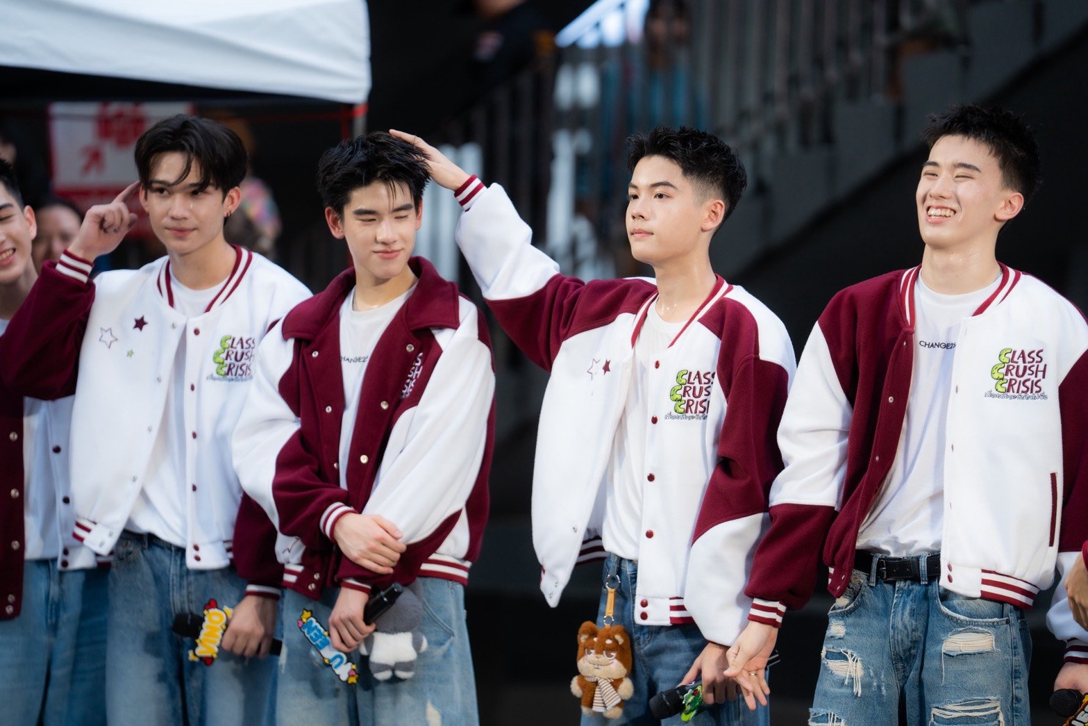 1787593472098 สยามดิสคัฟเวอรี่แทบแตก !! “CLASS CRUSH CRISIS” แท็กทีมโชว์ Busking#2 ยกก๊วนมาปล่อยพลังสดใสเต็มพิกัด! ก่อนนับถอยหลังสู่ FINAL EPISODE