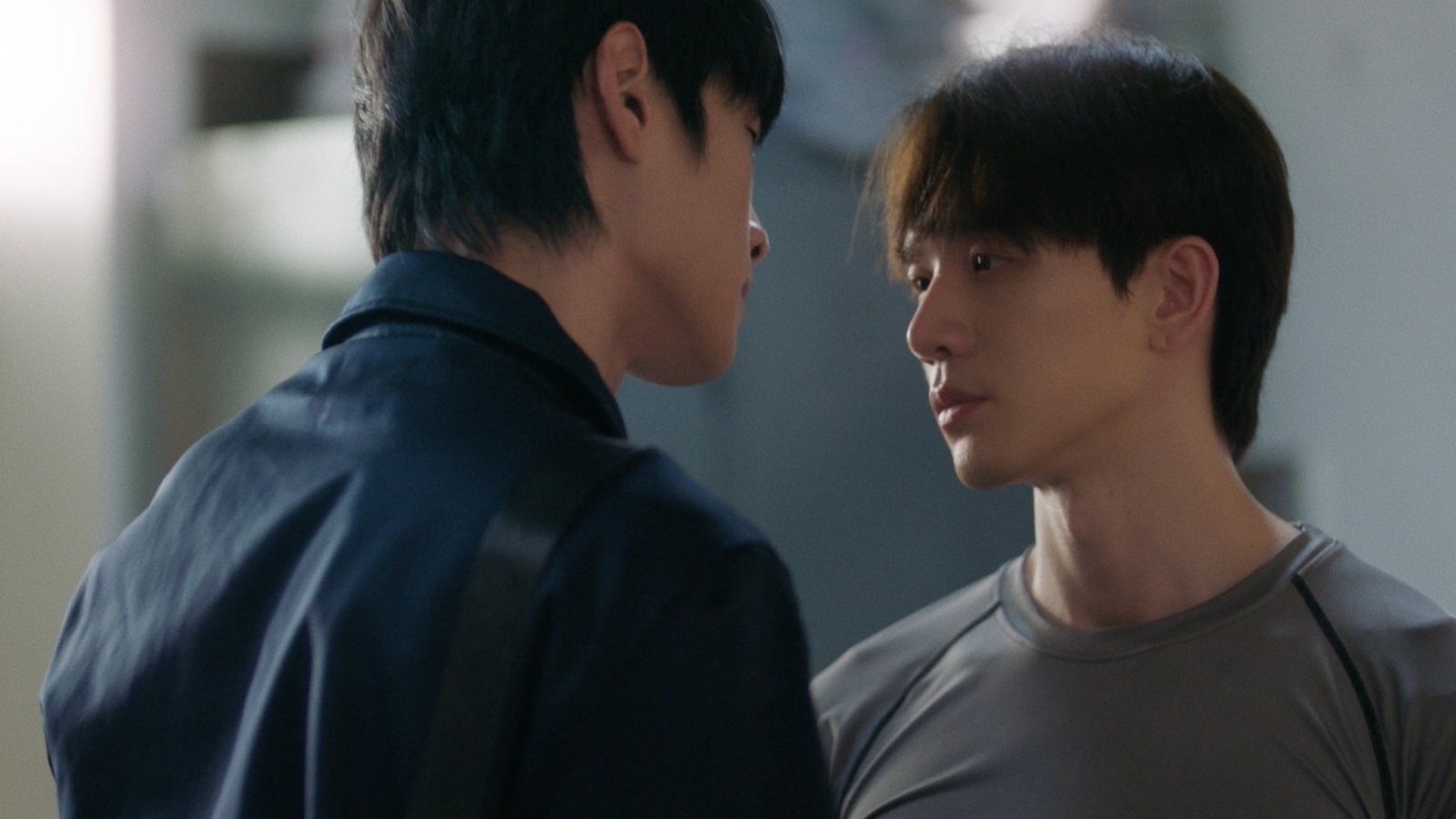 2 “บอส-ตงตง” แท็กทีม “เต้ย-ภูมิ” ชวนแฟน ๆ ร่วมไขคดีเพลิงไหม้ปริศนาใน WeTV Original “NOUR The Series” (นูร์)