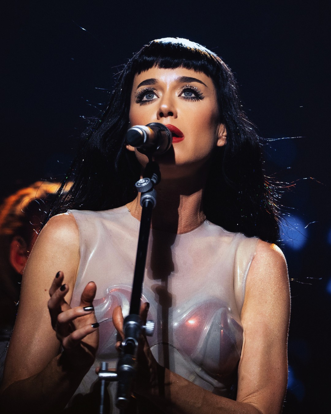 Katy Perry The Lifetimes Tour Still 3 ! “KATY PERRY” ส่งภาพยนตร์คอนเสิร์ตสุดยิ่งใหญ่ “THE LIFETIMES TOUR - LIVE FROM PARIS” ฉายในโรงภาพยนตร์ เริ่ม 2 กันยายนนี้!