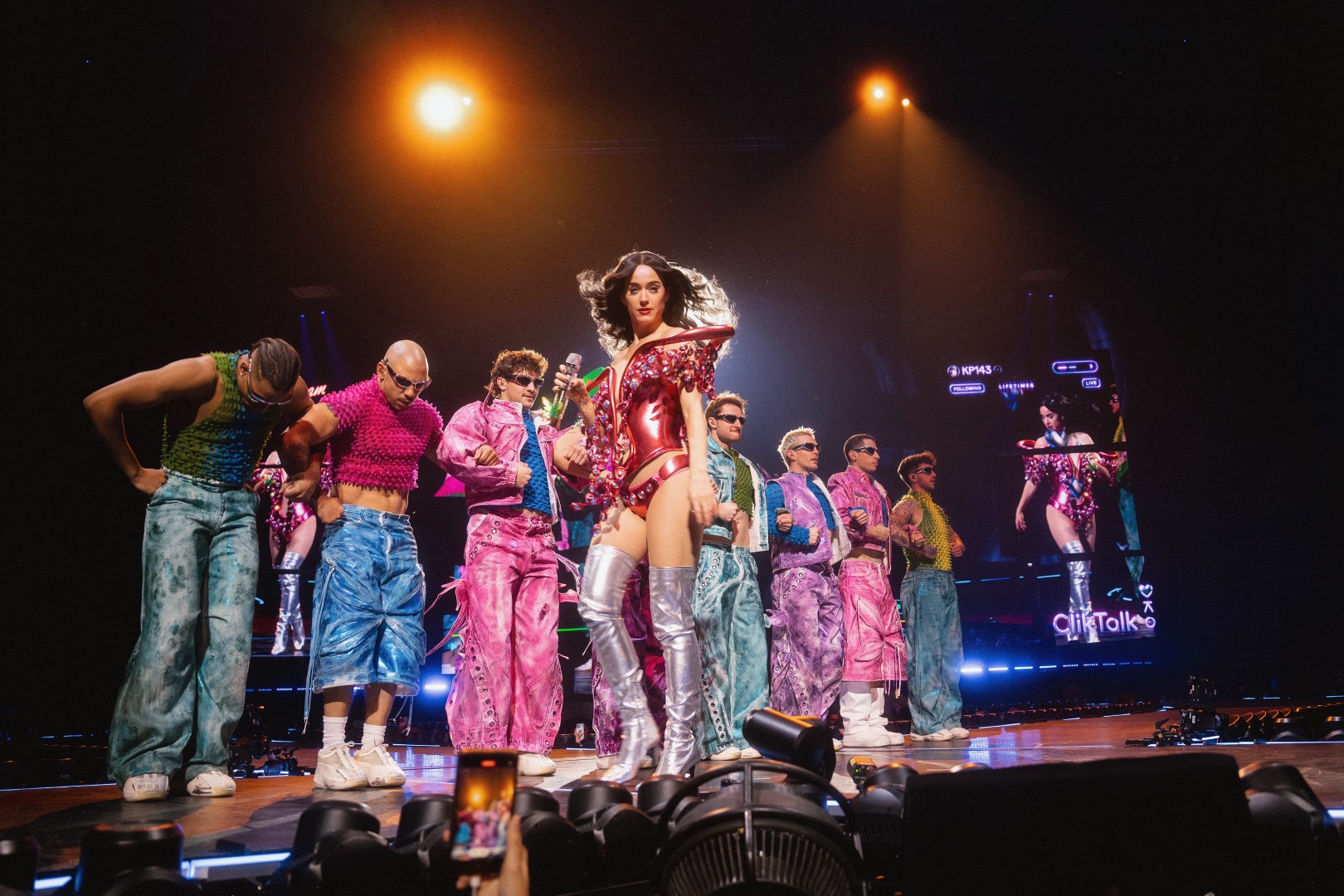 ! “KATY PERRY” ส่งภาพยนตร์คอนเสิร์ตสุดยิ่งใหญ่ “THE LIFETIMES TOUR - LIVE FROM PARIS” ฉายในโรงภาพยนตร์ เริ่ม 2 กันยายนนี้! 2 Katy Perry The Lifetimes Tour Still 4 ! “KATY PERRY” ส่งภาพยนตร์คอนเสิร์ตสุดยิ่งใหญ่ “THE LIFETIMES TOUR - LIVE FROM PARIS” ฉายในโรงภาพยนตร์ เริ่ม 2 กันยายนนี้!