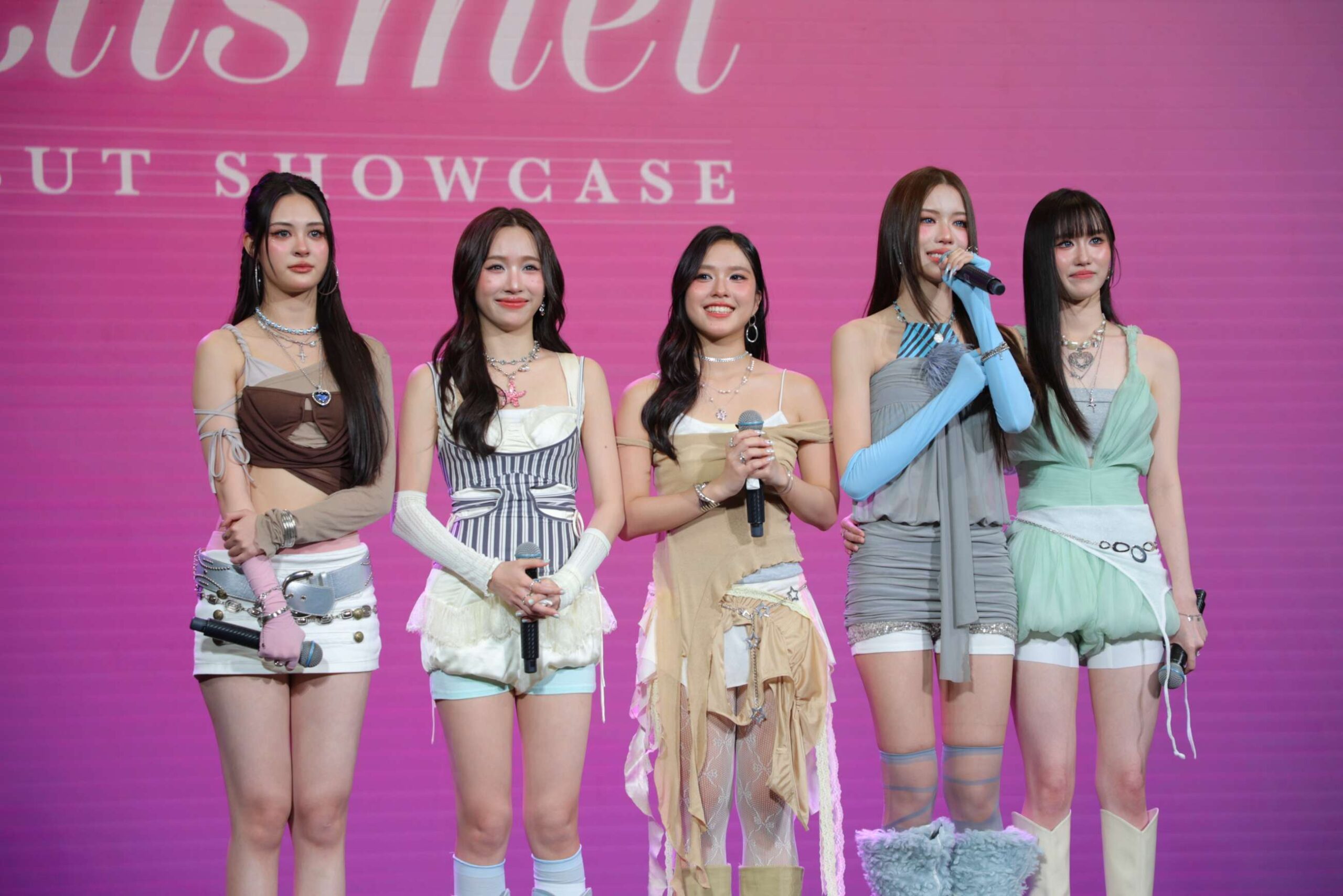 Kiismet Debut Showcase 12 scaled “Kiismet” เดบิวท์แล้วใน “Kiismet Debut Showcase”  เกิร์ลกรุ๊ปวงแรกจาก “One Music”