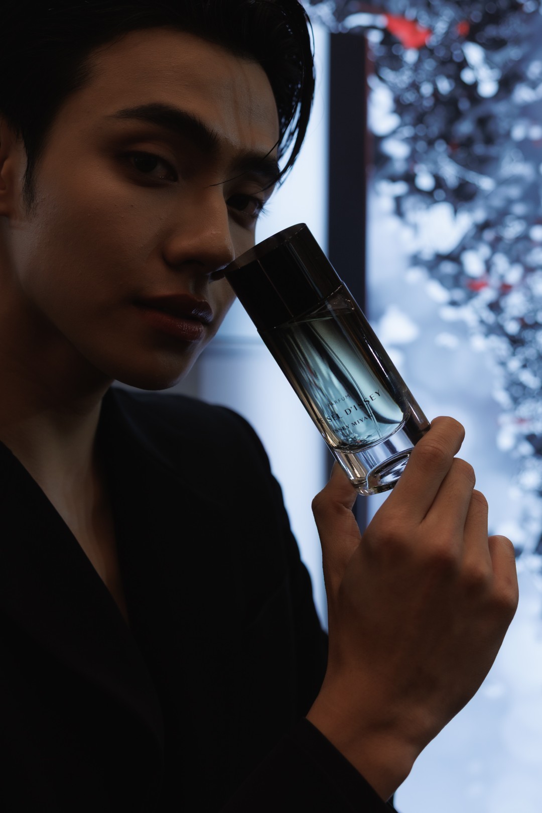 Le Sel dIssey Parfum 12 “ภีมวสุ BUS” ร่วมเปิดตัวน้ำหอมสุภาพบุรุษกลิ่นใหม่ Le Sel d’Issey Parfum