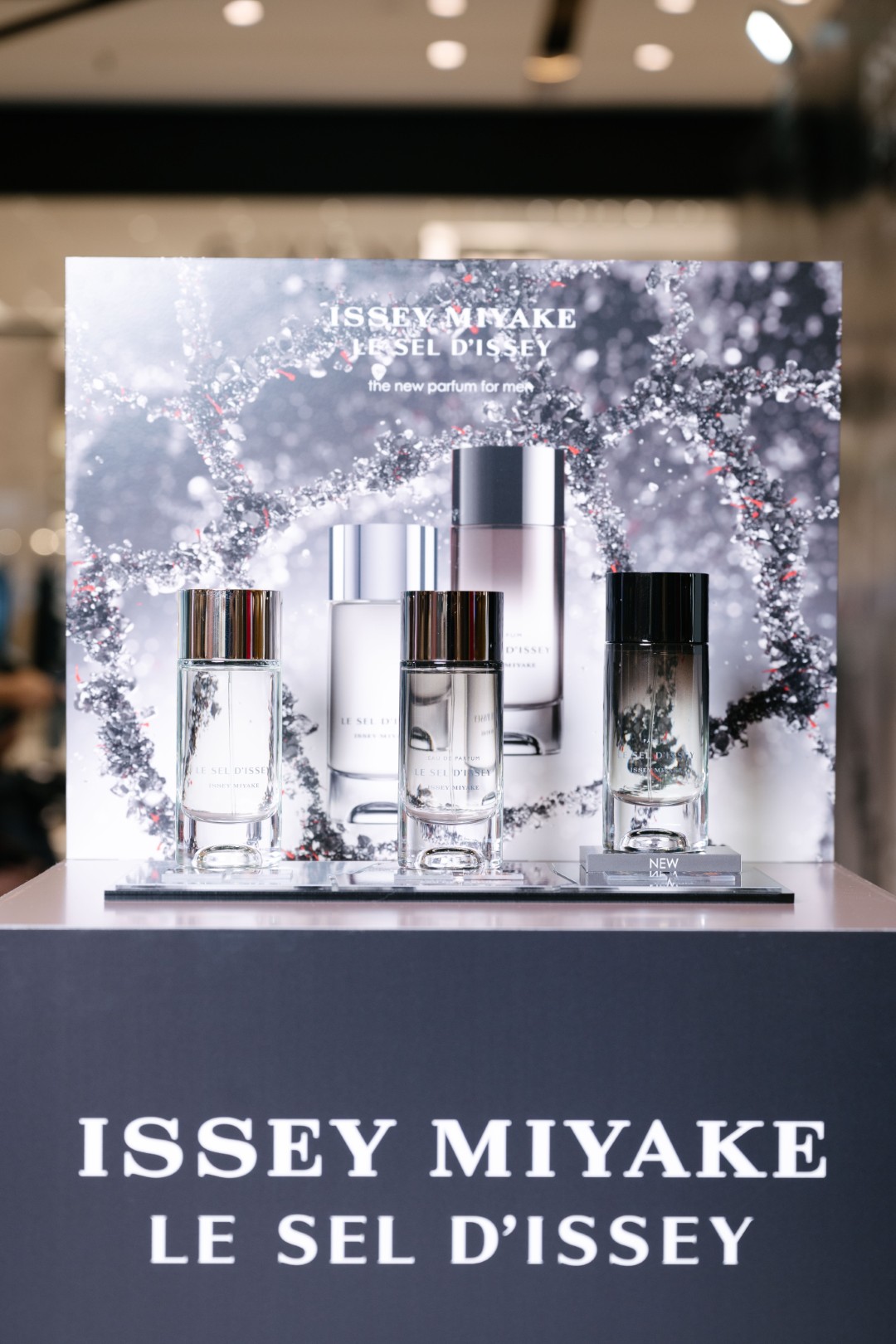 “ภีมวสุ BUS” ร่วมเปิดตัวน้ำหอมสุภาพบุรุษกลิ่นใหม่ Le Sel d’Issey Parfum 2 Le Sel dIssey Parfum 17 “ภีมวสุ BUS” ร่วมเปิดตัวน้ำหอมสุภาพบุรุษกลิ่นใหม่ Le Sel d’Issey Parfum