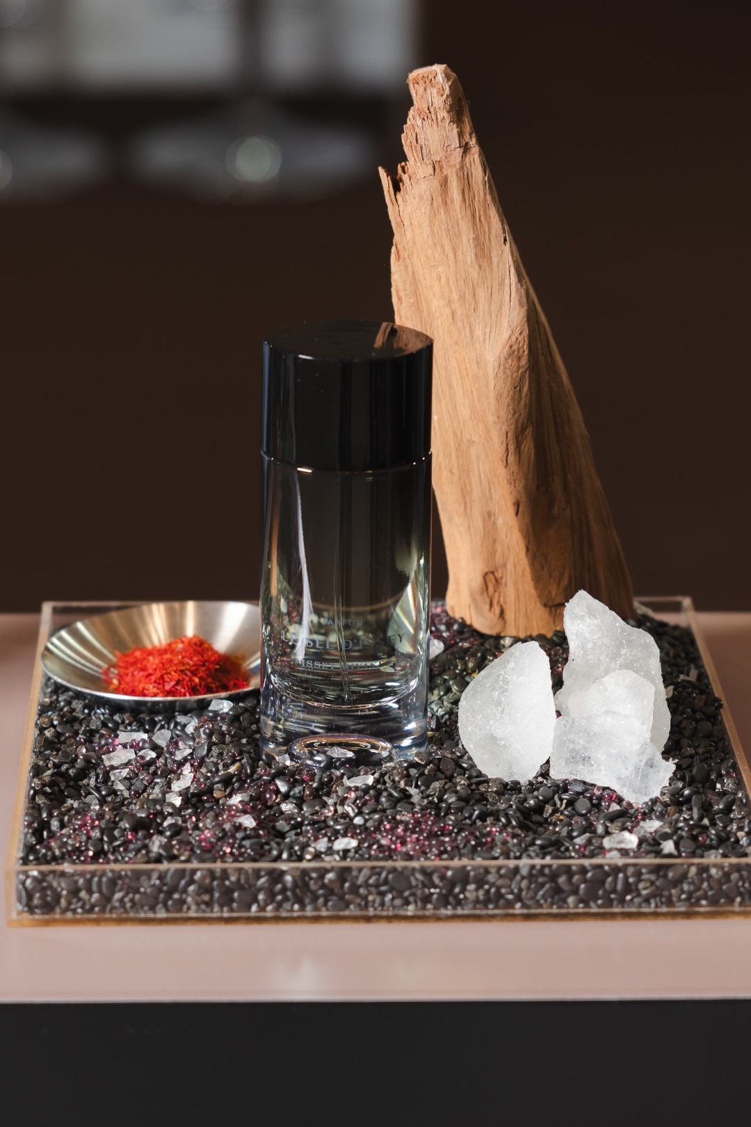 Le Sel dIssey Parfum 6 “ภีมวสุ BUS” ร่วมเปิดตัวน้ำหอมสุภาพบุรุษกลิ่นใหม่ Le Sel d’Issey Parfum