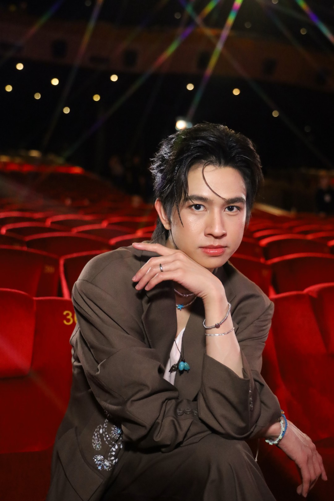PF YTS 015 “ปีเตอร์แพน-ฟลุ้ค” ปลื้มกระแสแรง! เปิดตัว “ที่สามของเธอ” แฟนคลับ “แม้ก-ณฐ” แน่นโรง