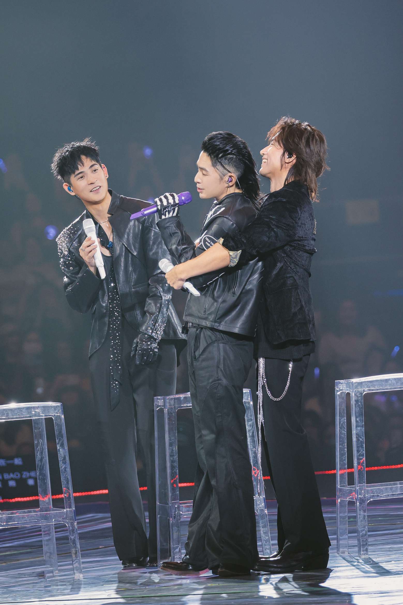 ✦FOREVER จัดเต็มความสนุกให้แฟนไทยหายคิดถึงในคอนเสิร์ต F✦FOREVER 1st World Tour in Bangkok 2 คอนเสิร์ต F✦FOREVER 1st World Tour in Bangkok 1 1 ✦FOREVER จัดเต็มความสนุกให้แฟนไทยหายคิดถึงในคอนเสิร์ต F✦FOREVER 1st World Tour in Bangkok