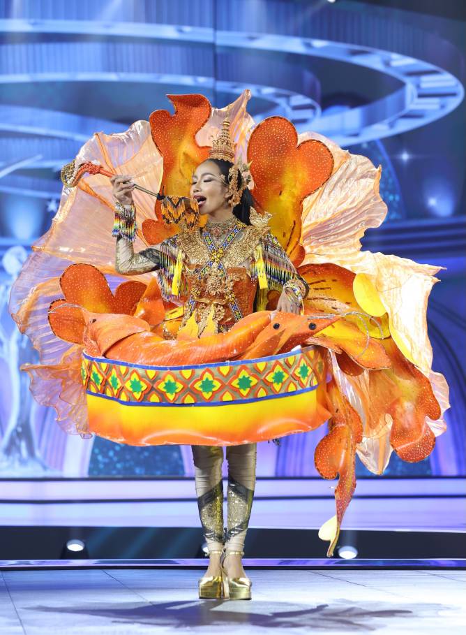 ตรัง จัดเต็มเซ็ตภาพ 77 ชุดประจำชาติ Miss Universe Thailand 2026