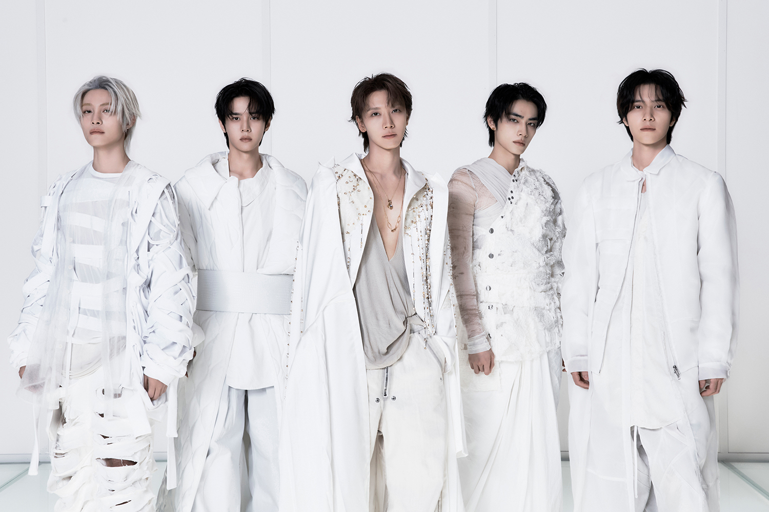 ภาพทีเซอร์ 6 WayV มินิอัลบั้มชุดที่ 8 ‘Vision Wings WayV (เวย์วี) โบยบินก้าวข้ามทุกขีดจำกัดพร้อมมินิอัลบั้มชุดที่ 8 ‘Vision Wings’