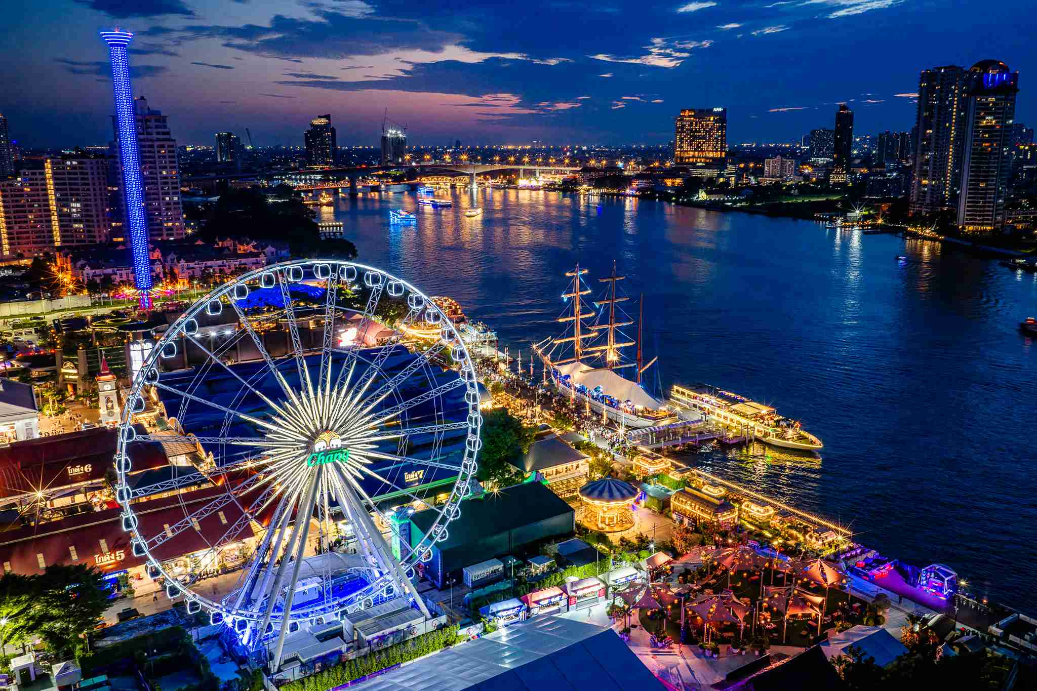 ภาพประกอบข่าวประชาสัมพันธ์ 10 AWC สานต่อ “AWC Riverside Journey” ด้วยจุดหมายปลายทางลักชัวรีแห่งใหม่ มูลค่า 2,900 ล้านบาท บนหนึ่งในทำเลที่ดีที่สุดริมแม่น้ำเจ้าพระยา