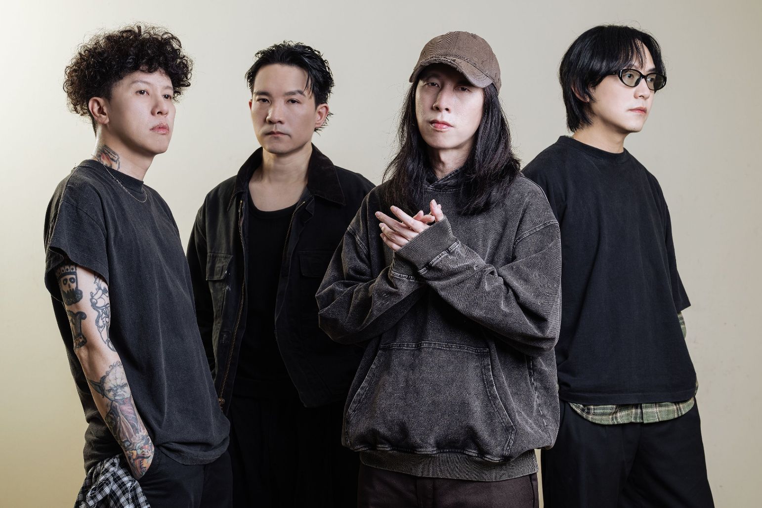 1789746481798 “Rock Wave 2026” ครั้งแรกที่จะเปลี่ยนหาดชะอำให้เป็นสวรรค์ของชาวร็อก จัดเต็มไลน์อัป 9 ศิลปิน เจอกัน 21 พฤศจิกายนนี้!!!