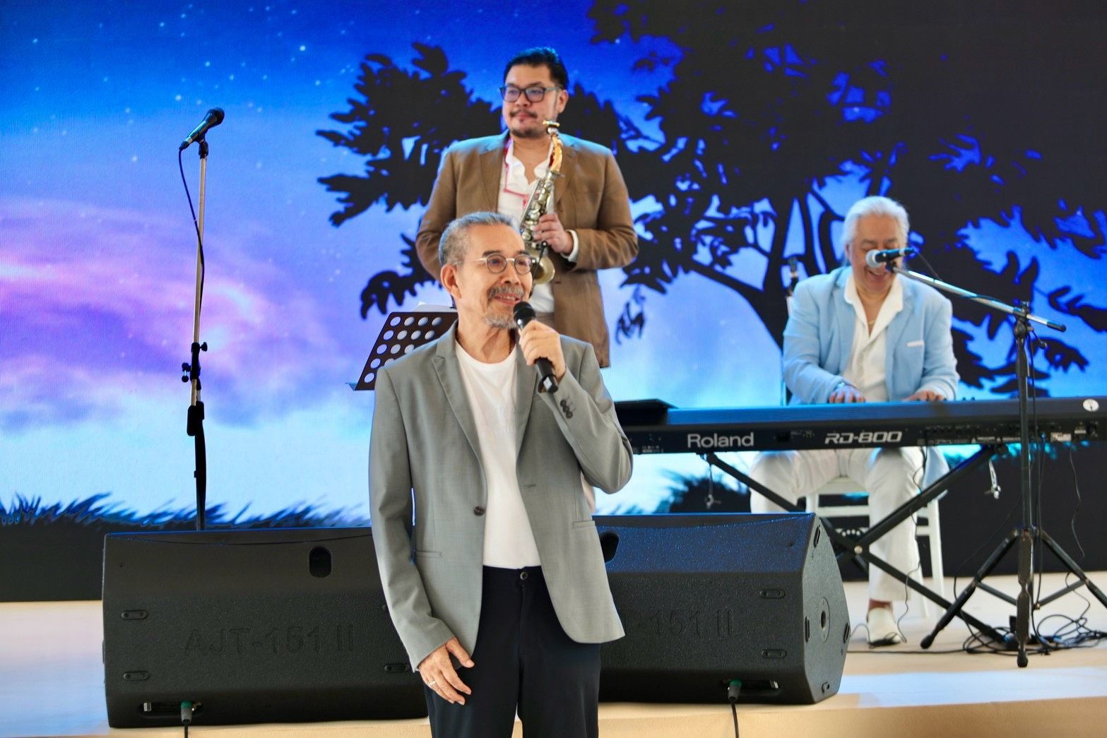 4 ศิลปิน80‘s “ตุ๊ก-แต๋ม-ฟอร์ด-ป้อม”เปิดมินิคอนเสิร์ตเสิร์ฟเพลงรักสะกดใจกลาง LEWA Event Hall 10 1789888619024 4 ศิลปิน80‘s “ตุ๊ก-แต๋ม-ฟอร์ด-ป้อม”เปิดมินิคอนเสิร์ตเสิร์ฟเพลงรักสะกดใจกลาง LEWA Event Hall