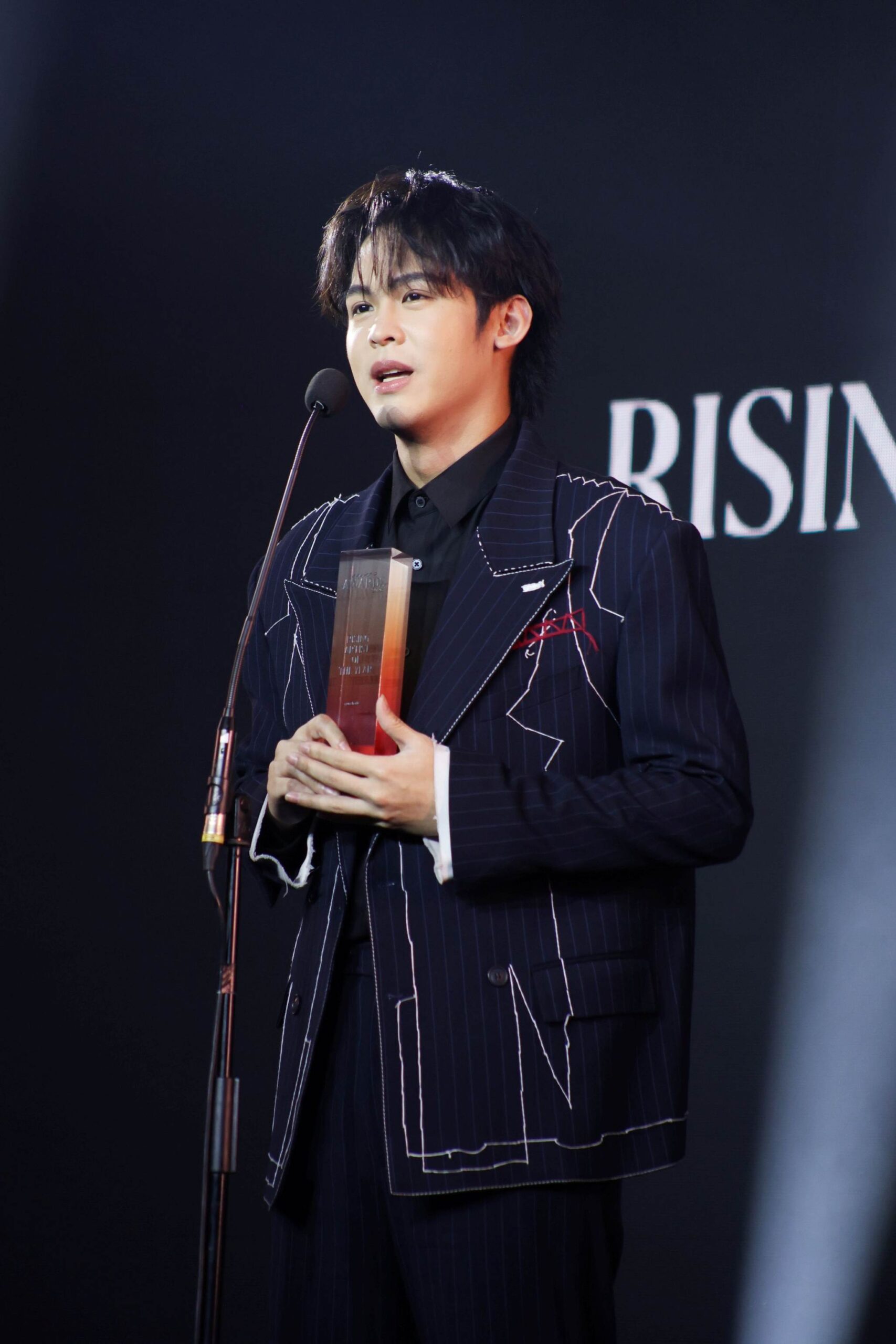 26 รางวัล Rising Artist of the Year scaled Praew Awards 2026 งานประกาศรางวัล ในวาระครบรอบ 47 ปี นิตยสารแพรว มอบให้แก่บุคคลที่โดดเด่นในแต่ละสาขา