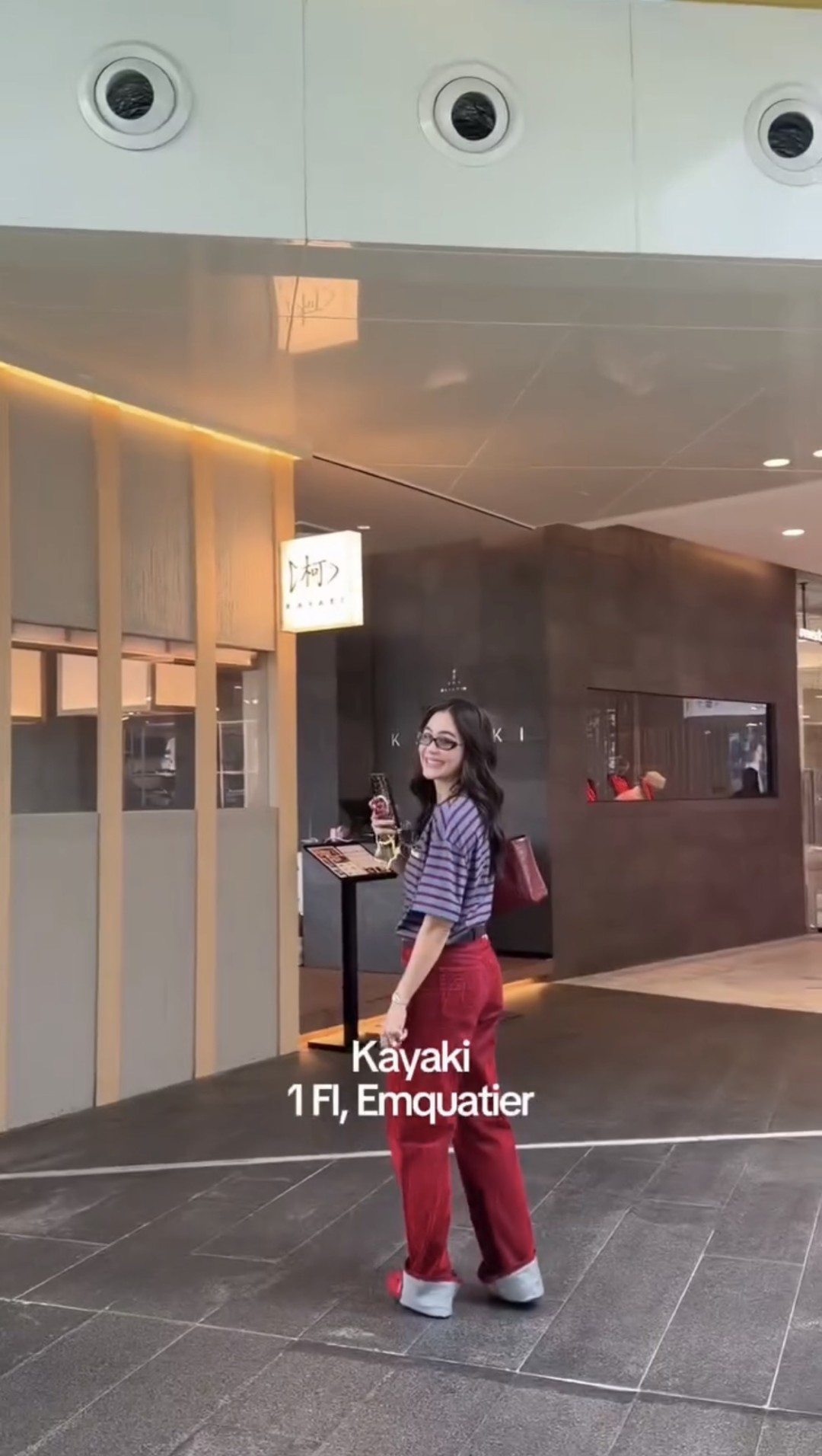 3. ตามรอย ชมพู่ อารยา เปิดพิกัดร้านโปรด KAYAKI ตามรอย“ชมพู่ อารยา” เปิดพิกัดร้านโปรด KAYAKI สไตล์ YAKIZAKANA สุดพรีเมียม