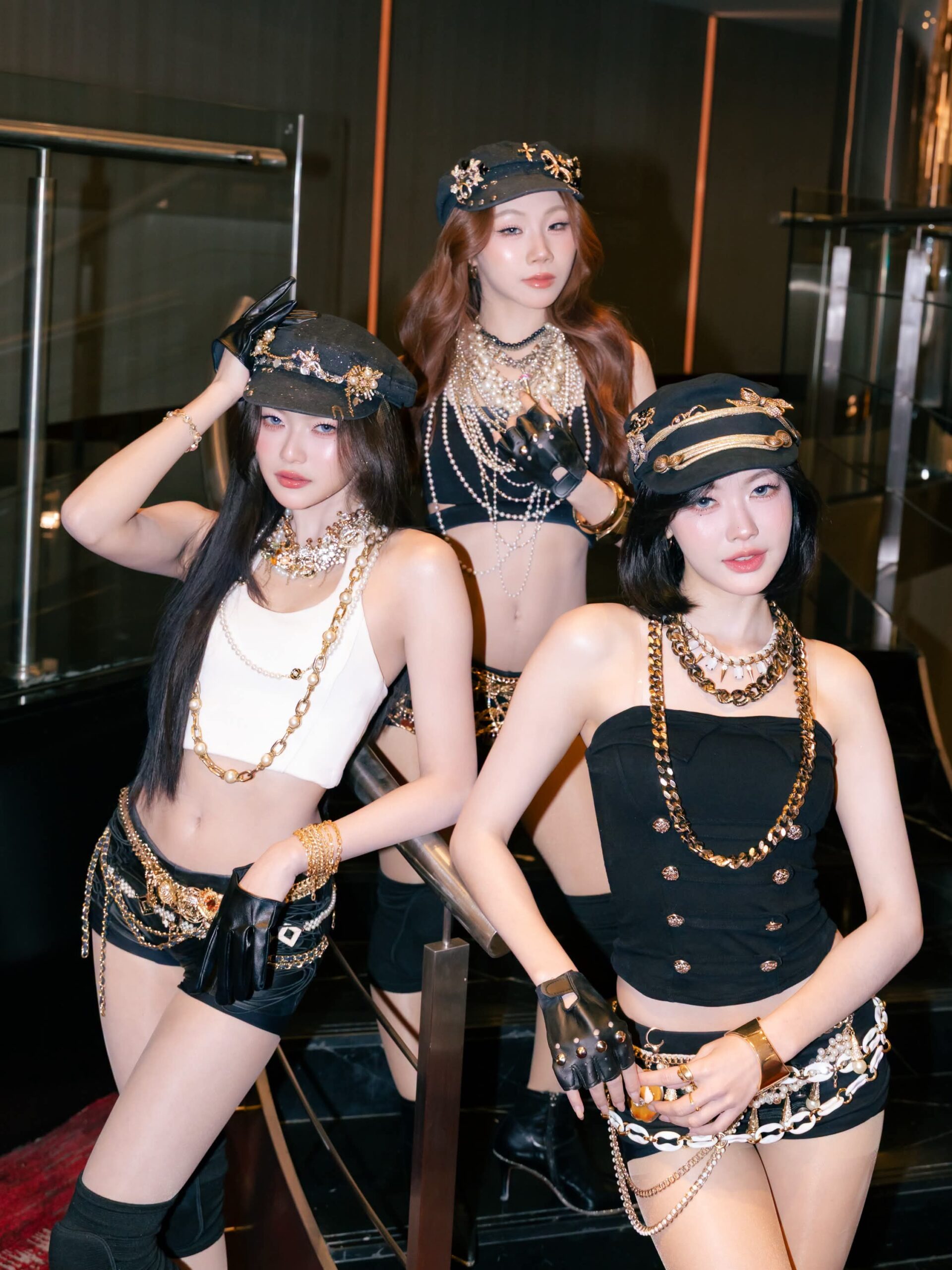 FB IMG 1790182494999 scaled PixxiE สลัดลุคนางฟ้าใส เผยความแซ่บในอัลบั้มเต็มชุดใหม่ "PixxiE Dust"