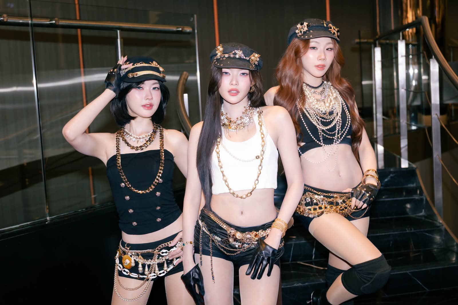 FB IMG 1790182496727 PixxiE สลัดลุคนางฟ้าใส เผยความแซ่บในอัลบั้มเต็มชุดใหม่ "PixxiE Dust"