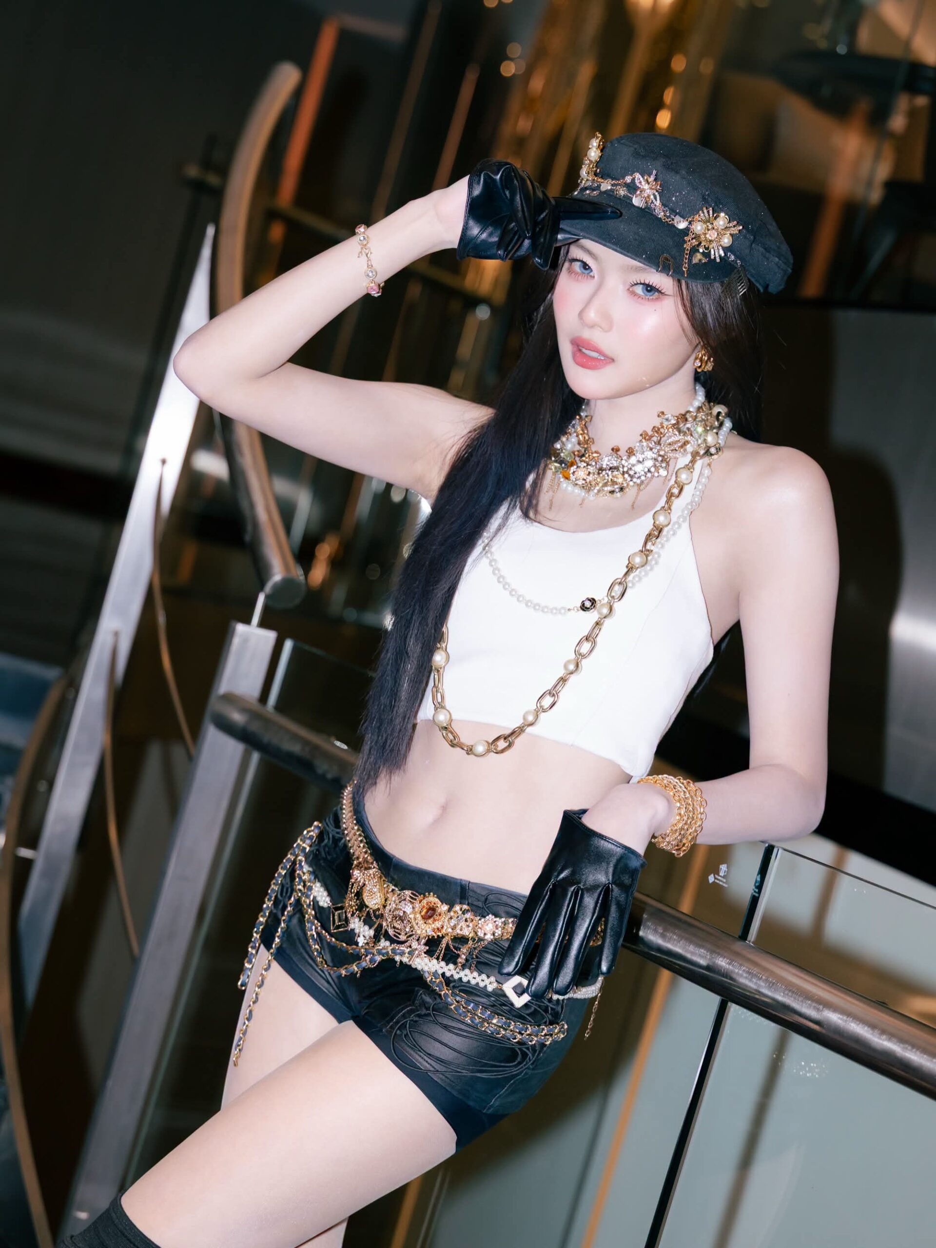 FB IMG 1790182501533 scaled PixxiE สลัดลุคนางฟ้าใส เผยความแซ่บในอัลบั้มเต็มชุดใหม่ "PixxiE Dust"
