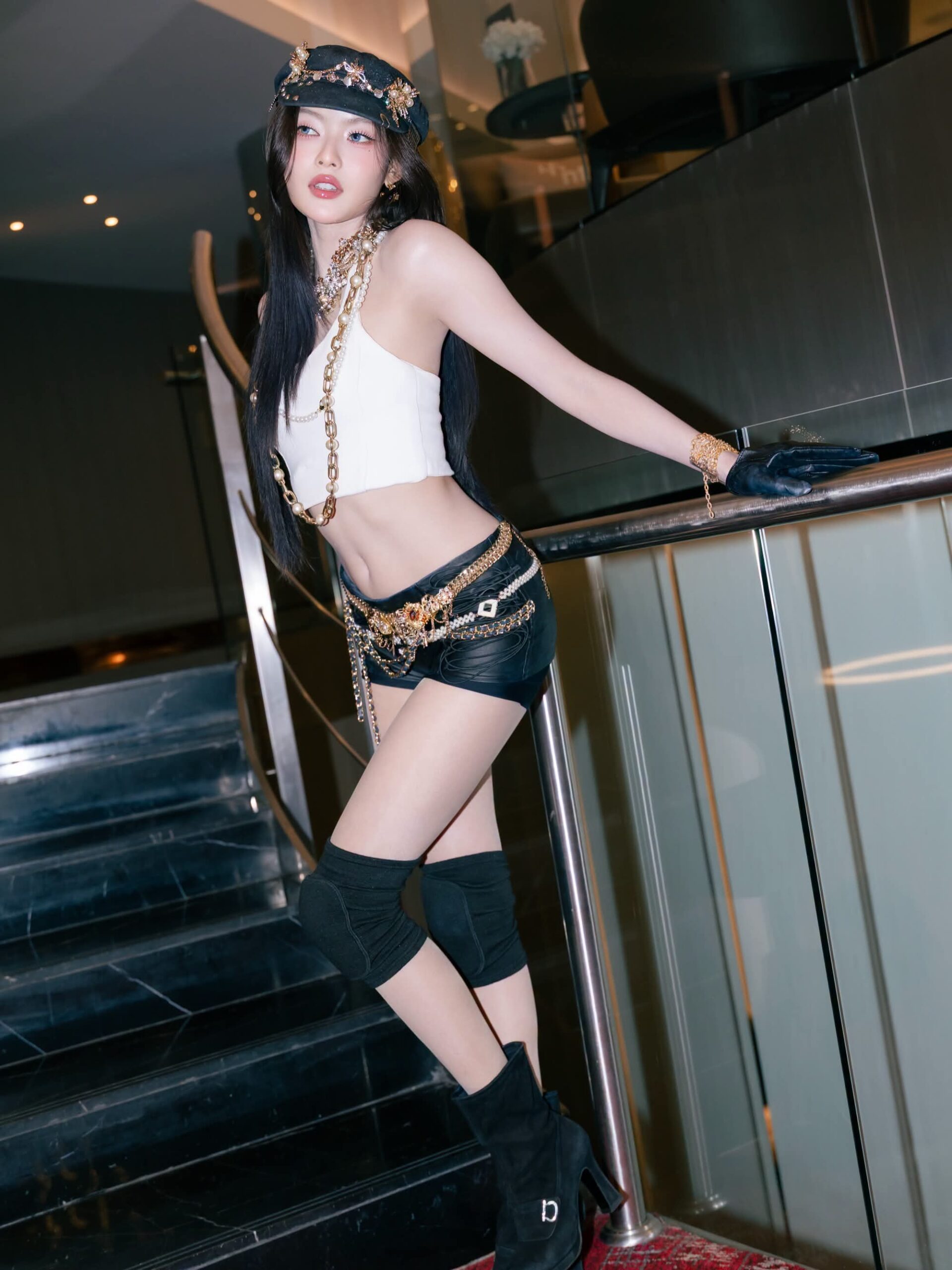 FB IMG 1790182503483 scaled PixxiE สลัดลุคนางฟ้าใส เผยความแซ่บในอัลบั้มเต็มชุดใหม่ "PixxiE Dust"