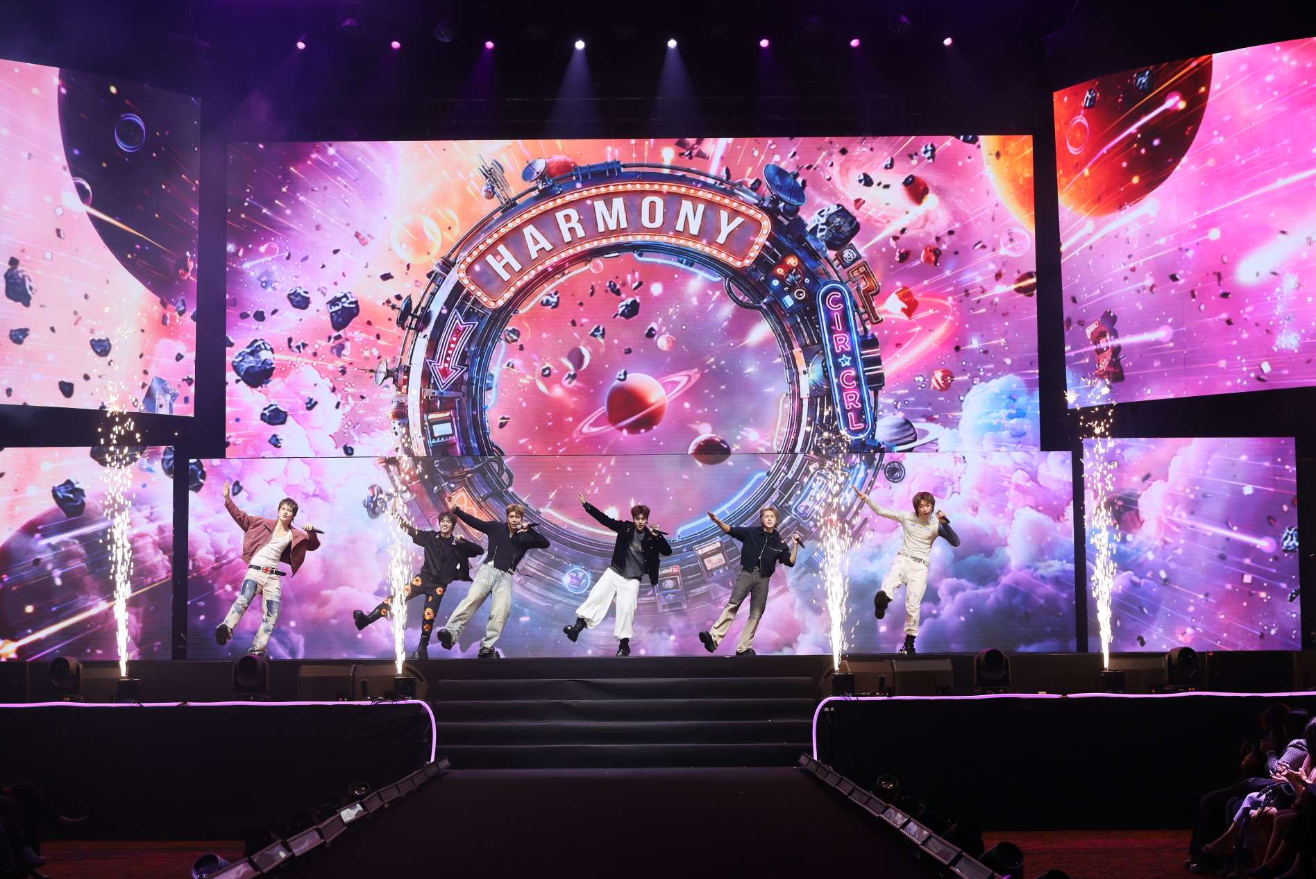 Mchoice Mint Awards 2026 30 Mchoice & Mint Awards 2026 เสิร์ฟโมเมนต์ใหญ่แบบจัดเต็ม มอบ 13 รางวัล อัดแน่นดาราดัง-แฟชั่นโชว์ 