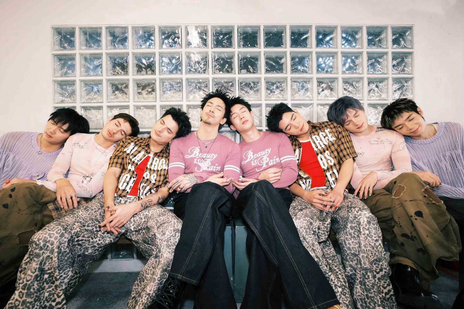 S 26935379 0 เฉลย 4 แดดดี้ GELBOYS2 “ชิน=เชียร / ธามไท= โฟร์มด / โทโมะ=บ้าบิ่น / กวินท์=บัว”